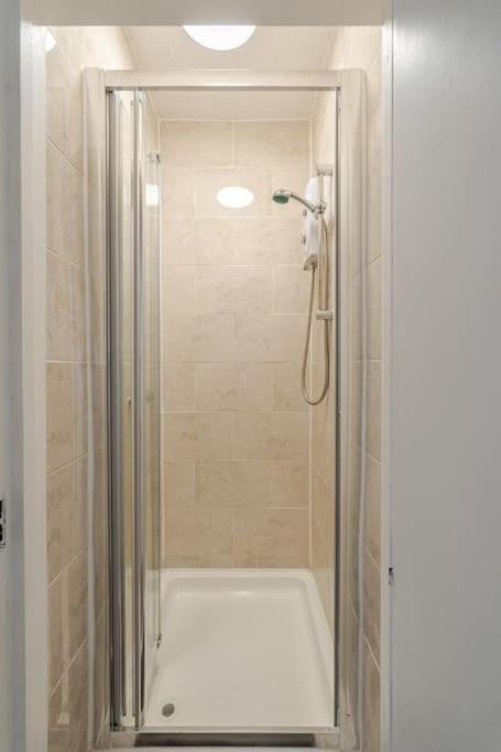 West Oasis - 6 sleeps - Notting Hill