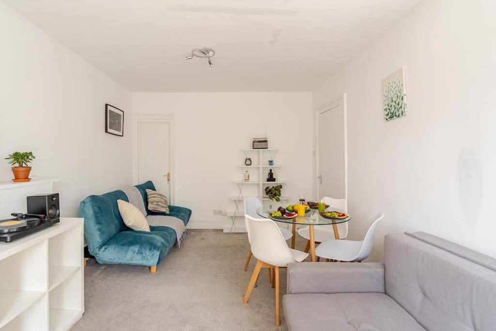 West Oasis - 6 sleeps - Notting Hill