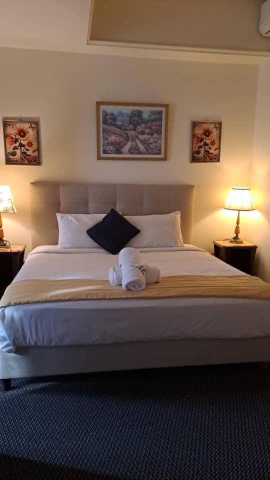 Gorgeous service suite at Imbi