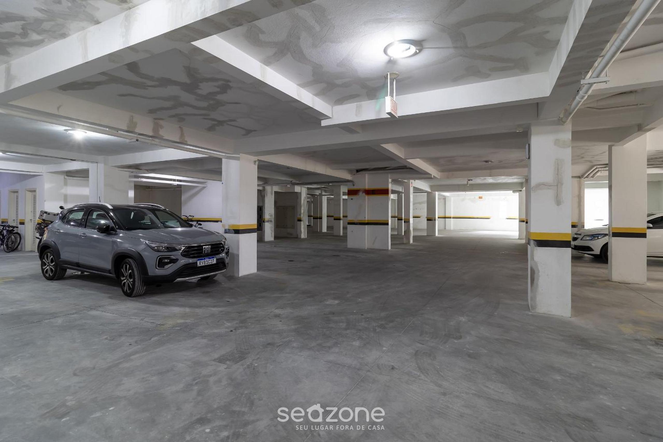 Apt with Charming Sea View in Itacorubi CMR204