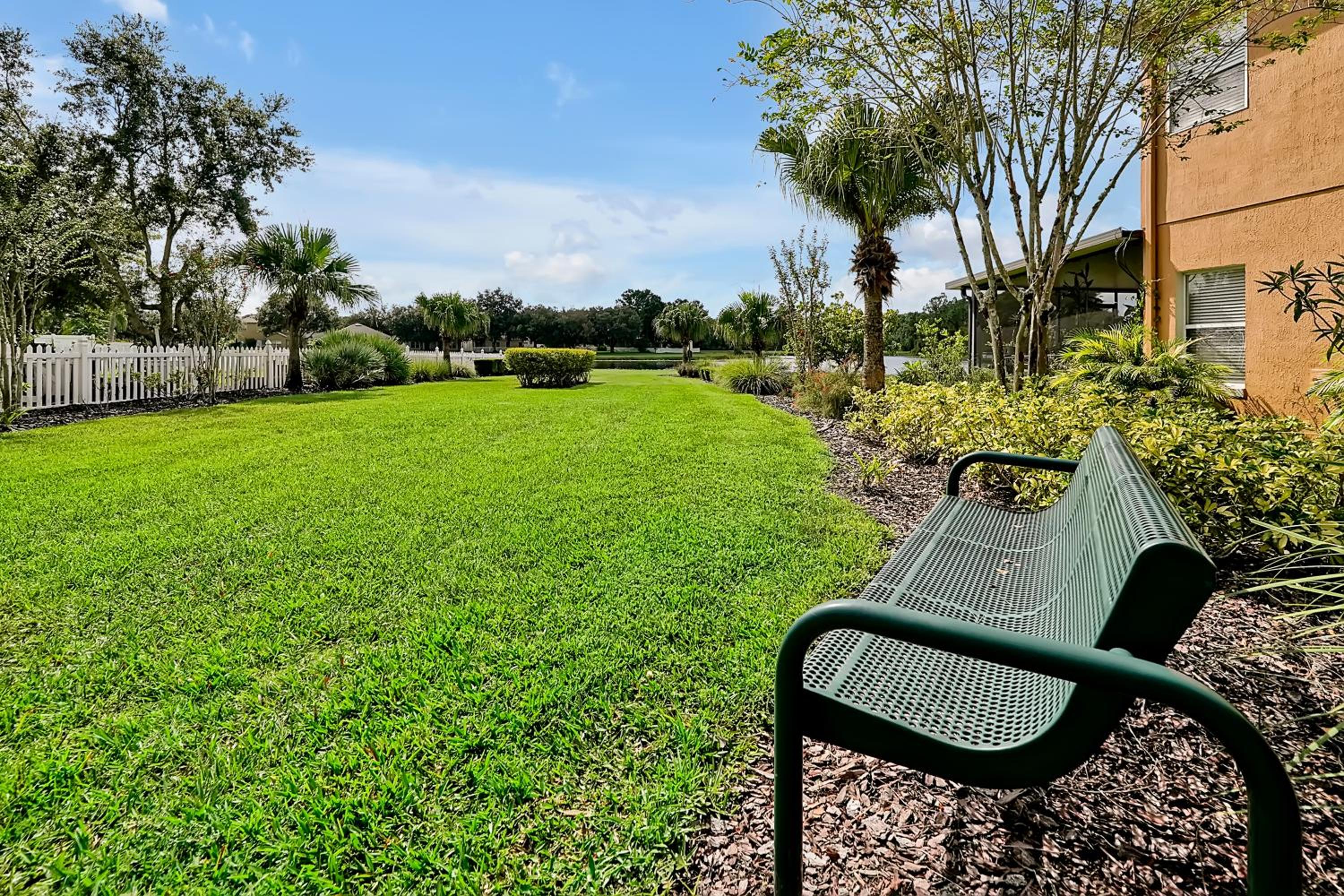 Entire home w/ Private Pool,Gated Near Disney