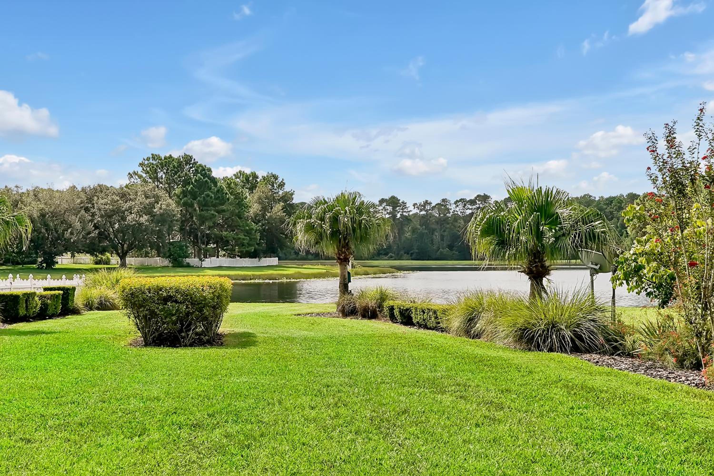 Entire home w/ Private Pool,Gated Near Disney