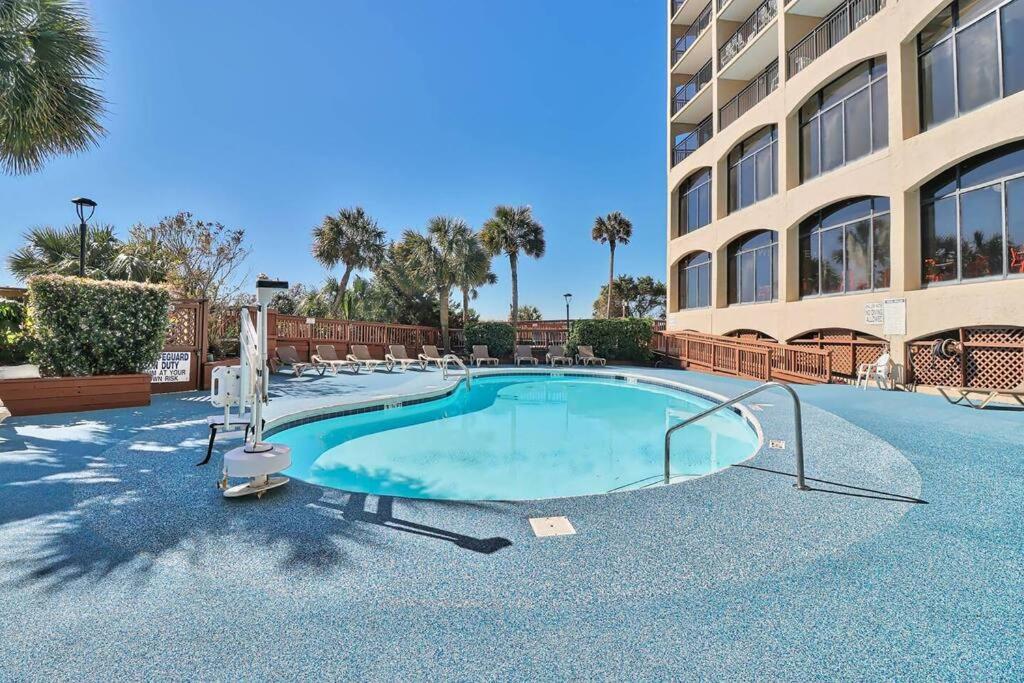 Breathtaking Beachfront Bliss at Beach Cove! 619 view 4