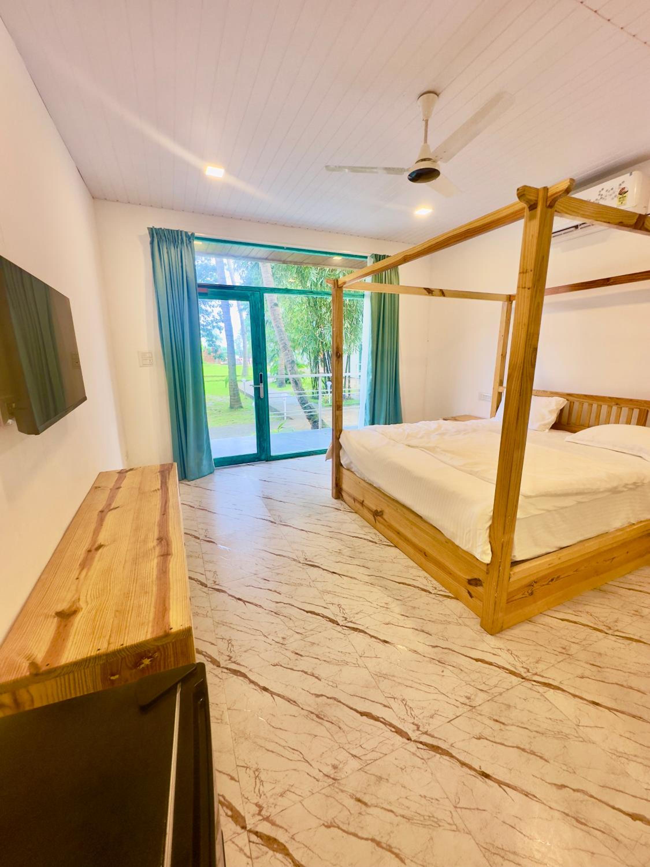 Magic Sand Beach Resort view 2