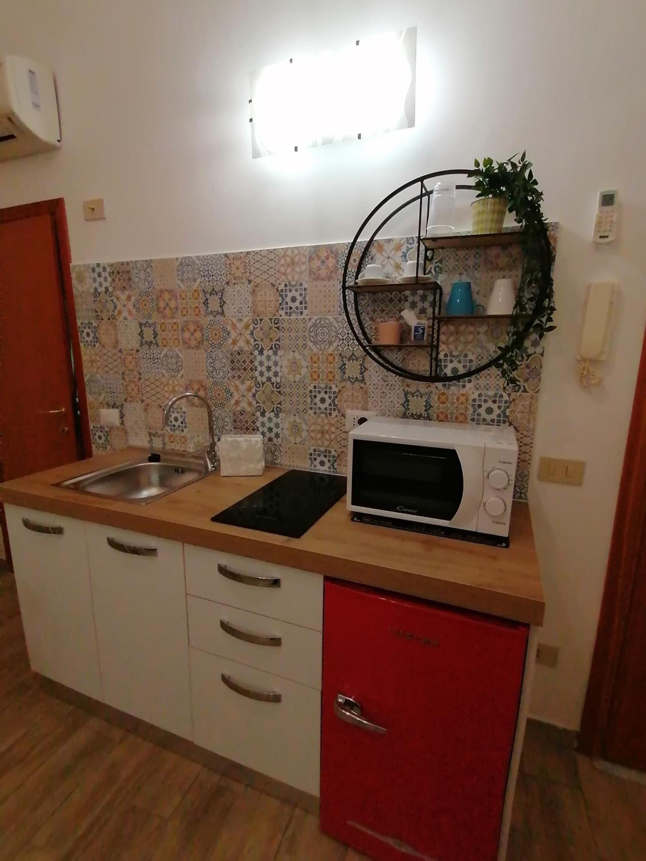 Photo 12