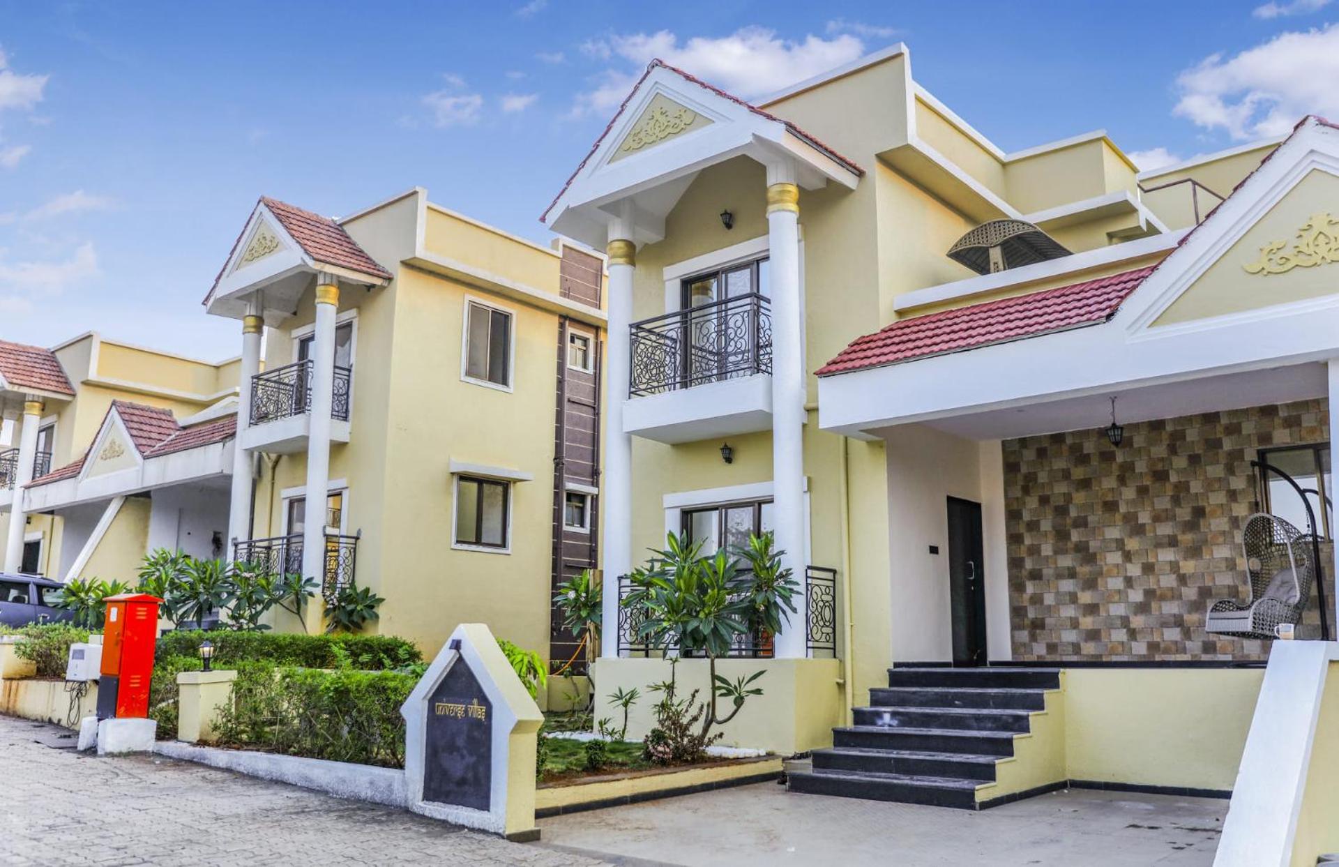 3BHK with pool - Sunset Palazzo by Universe Villas