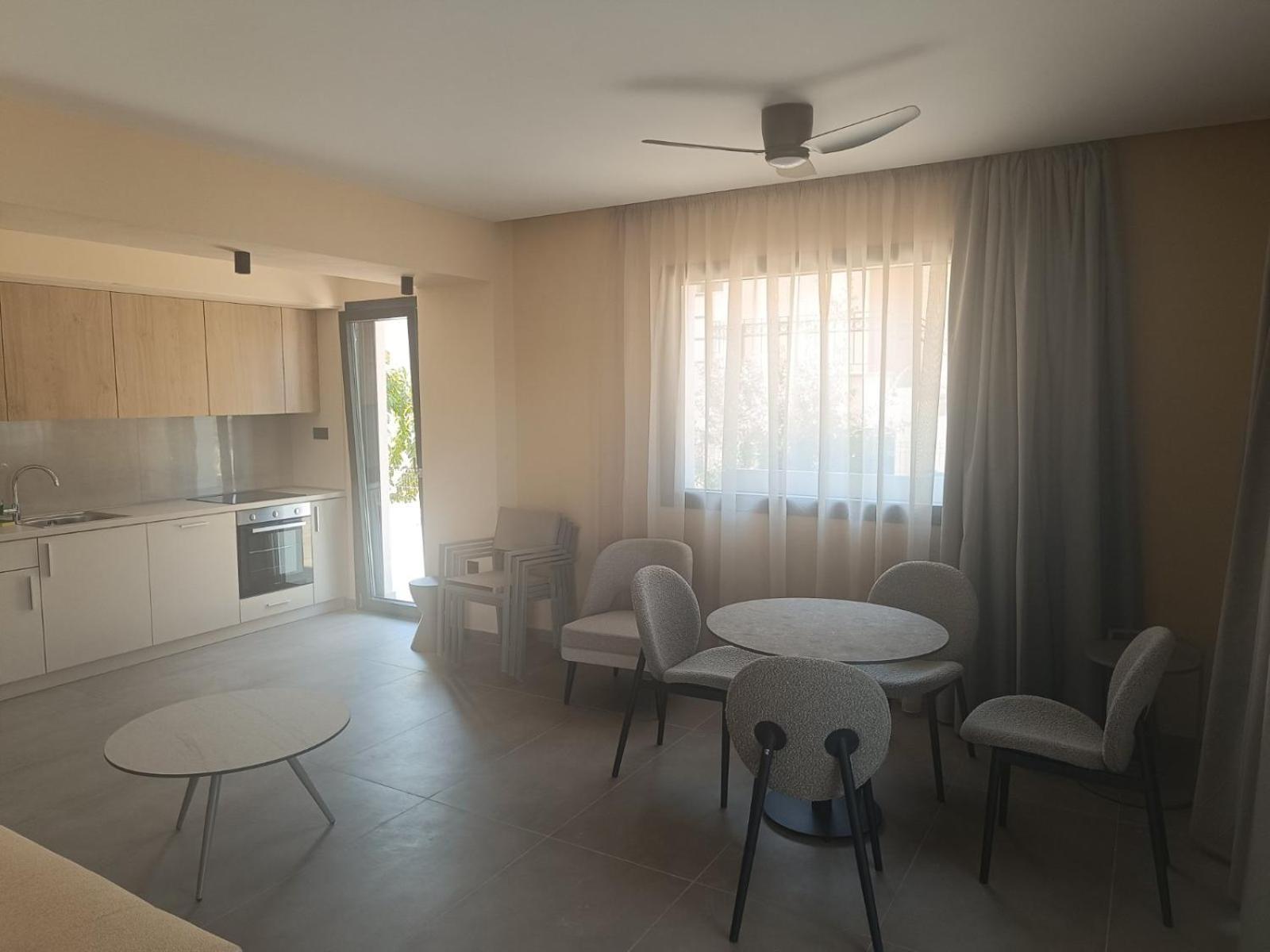 Dimi Residence