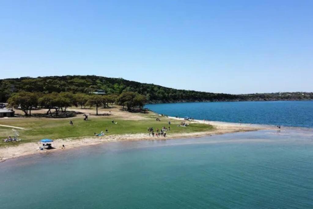 Canyon Lake luxury getaway, hot tub with Lakeview view 2