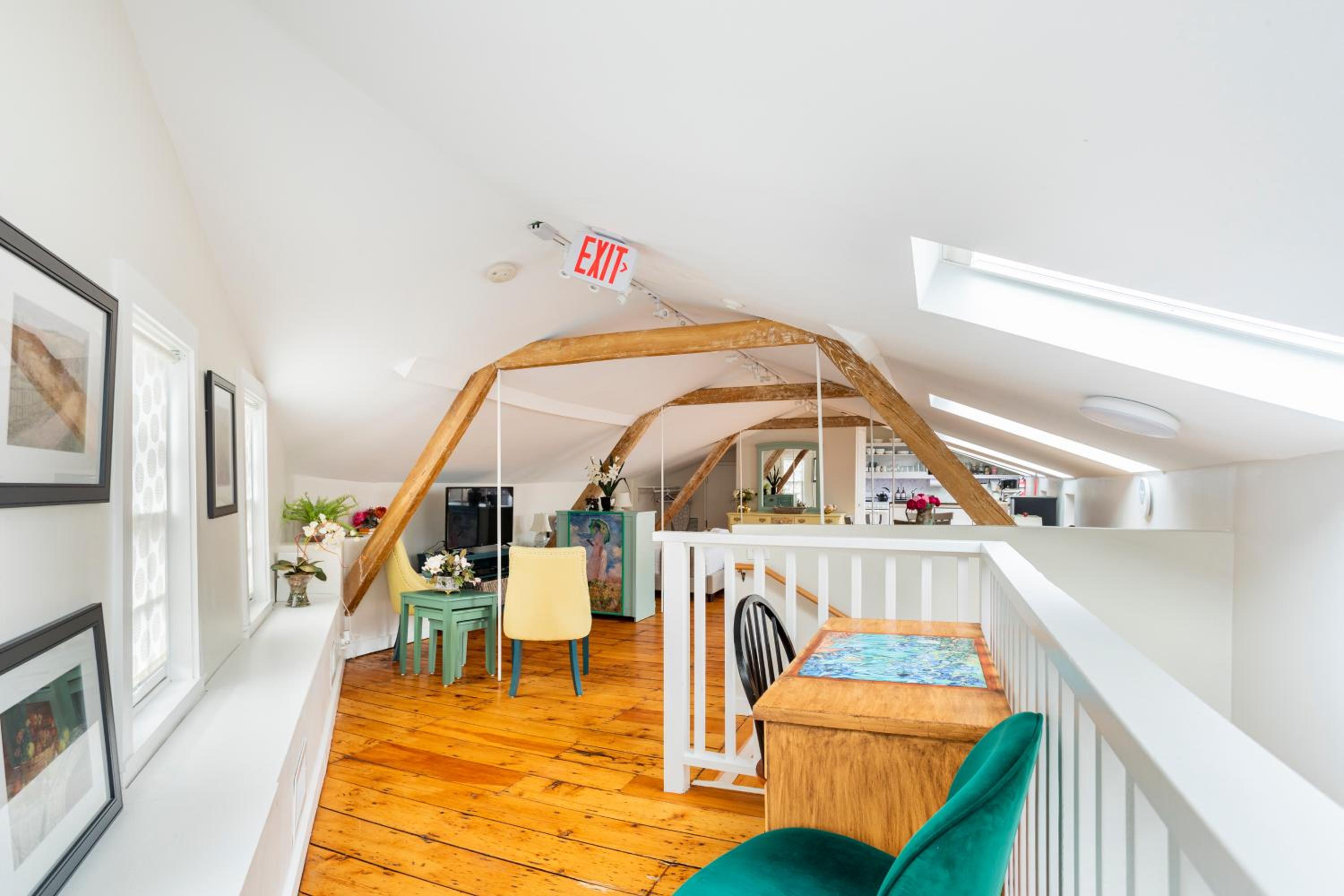 Sunny Westport Studio Apt. Above Historic Mill - Property Image 13