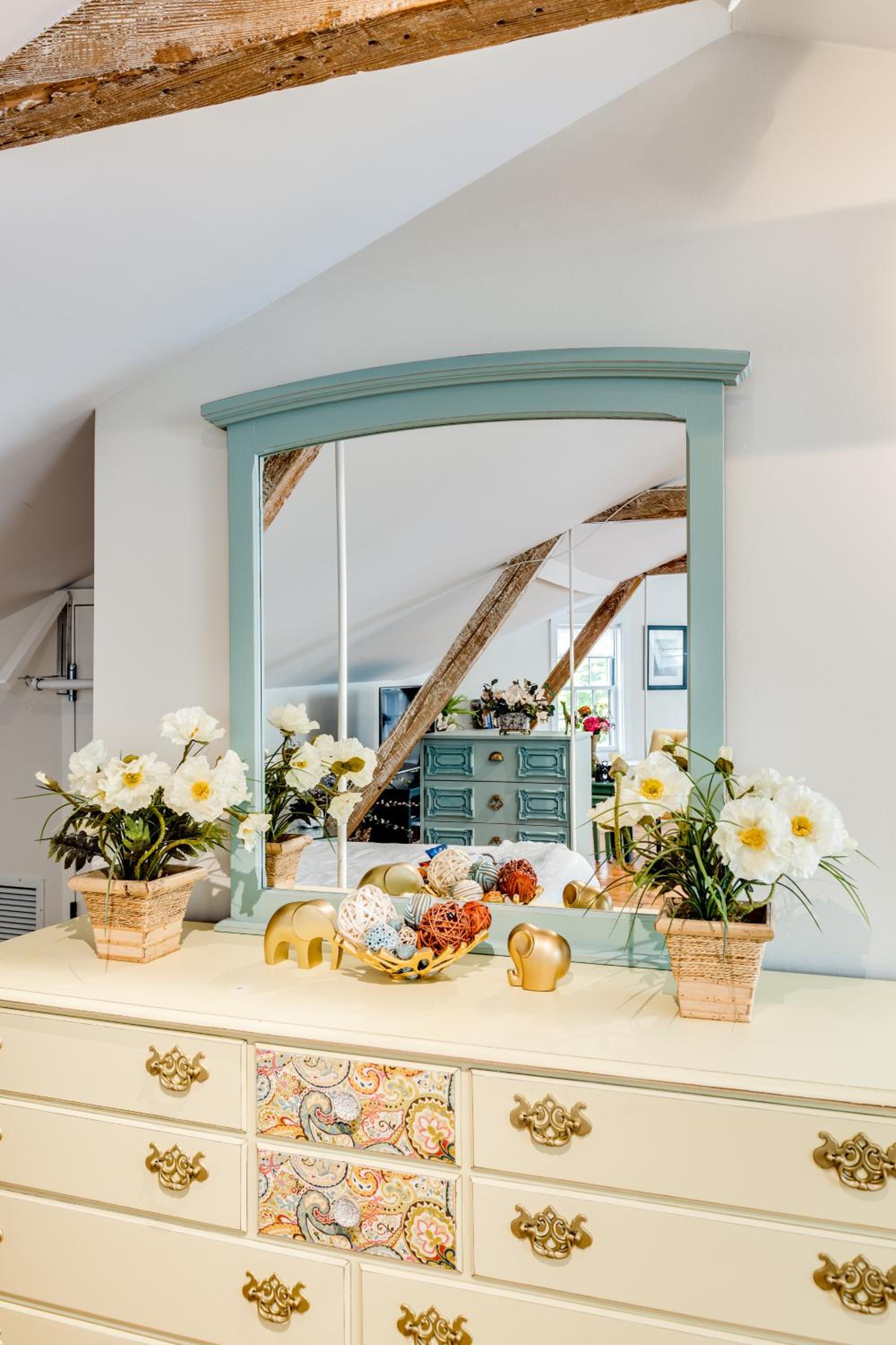 Sunny Westport Studio Apt. Above Historic Mill - Property Image 16