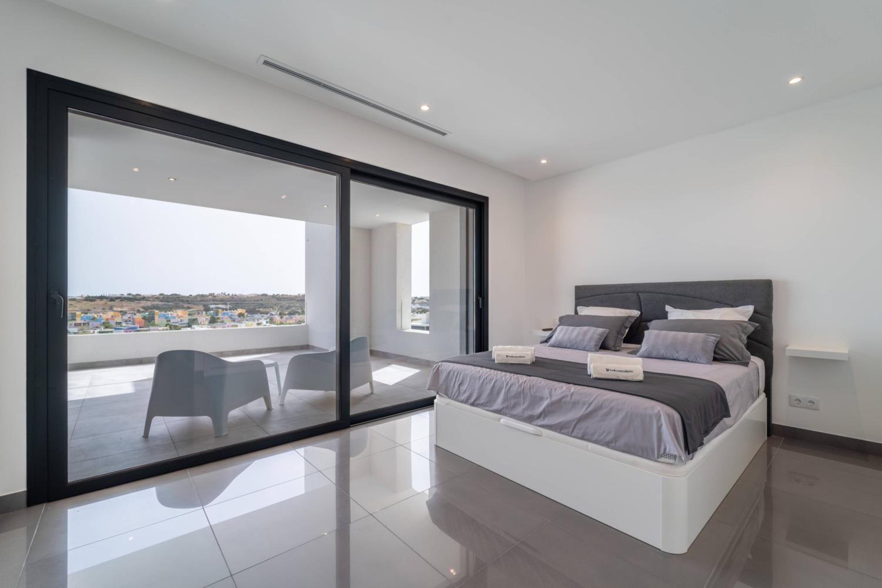 Villa das Amendoeiras by HelloVacations
