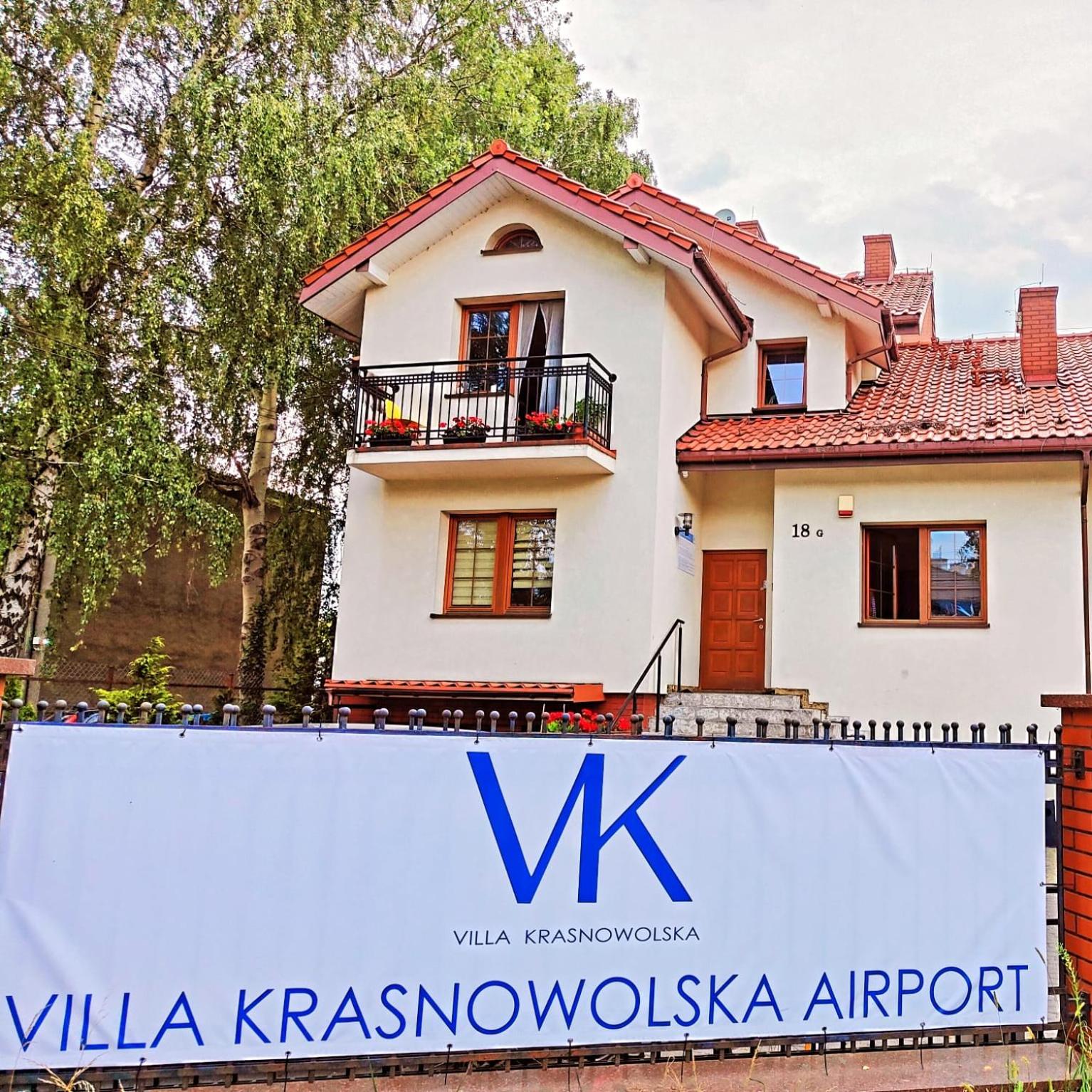 Villa Krasnowolska Airport
