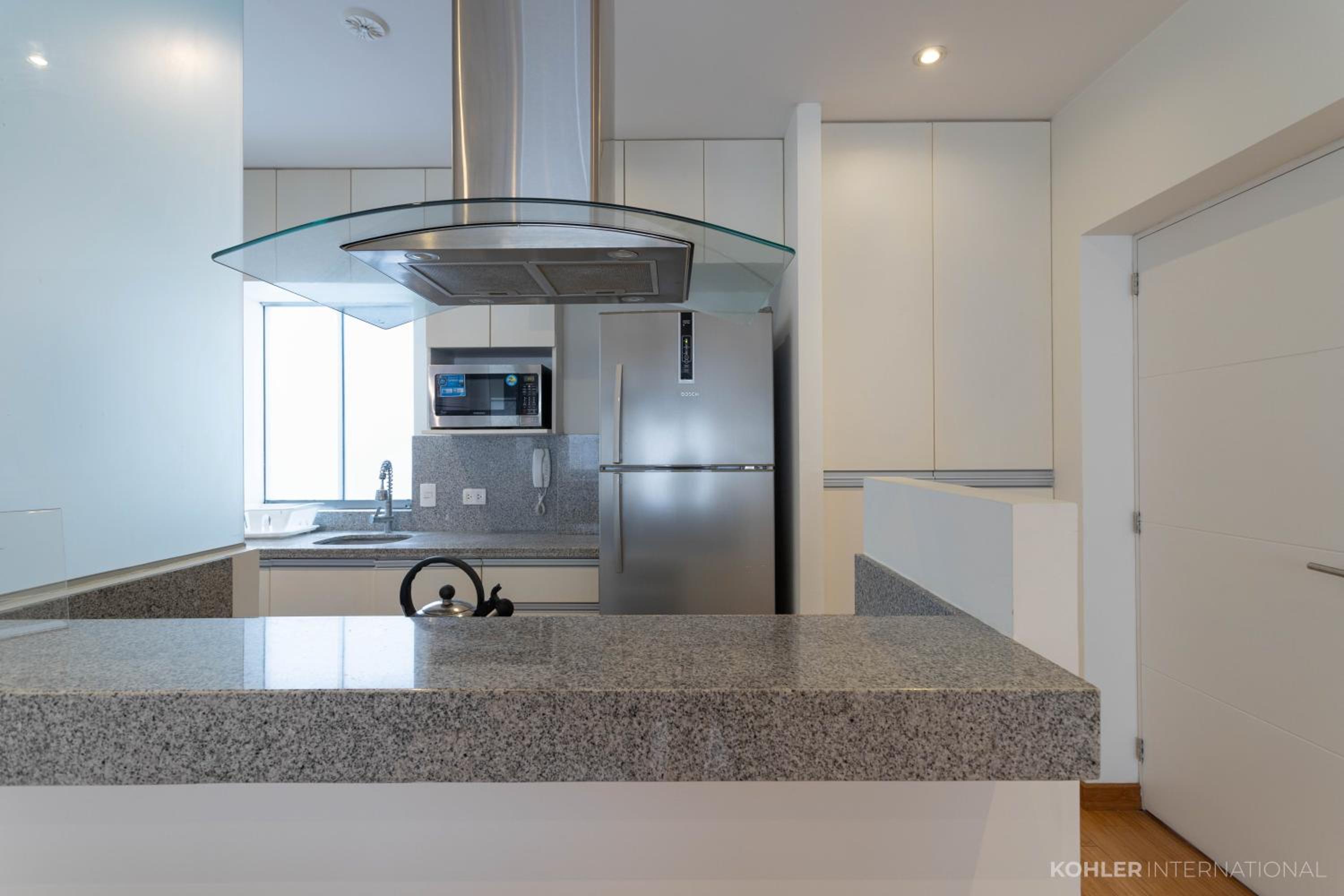 Kohler Confort 1BR en Miraflores