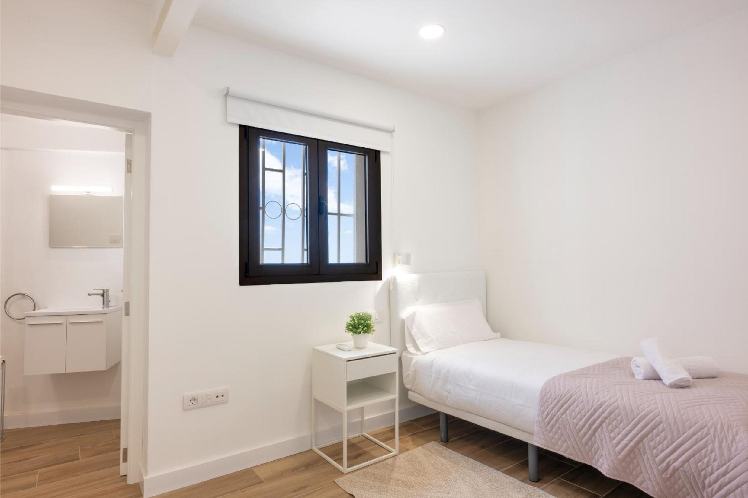 Newly refurbished Holiday Home photo 5