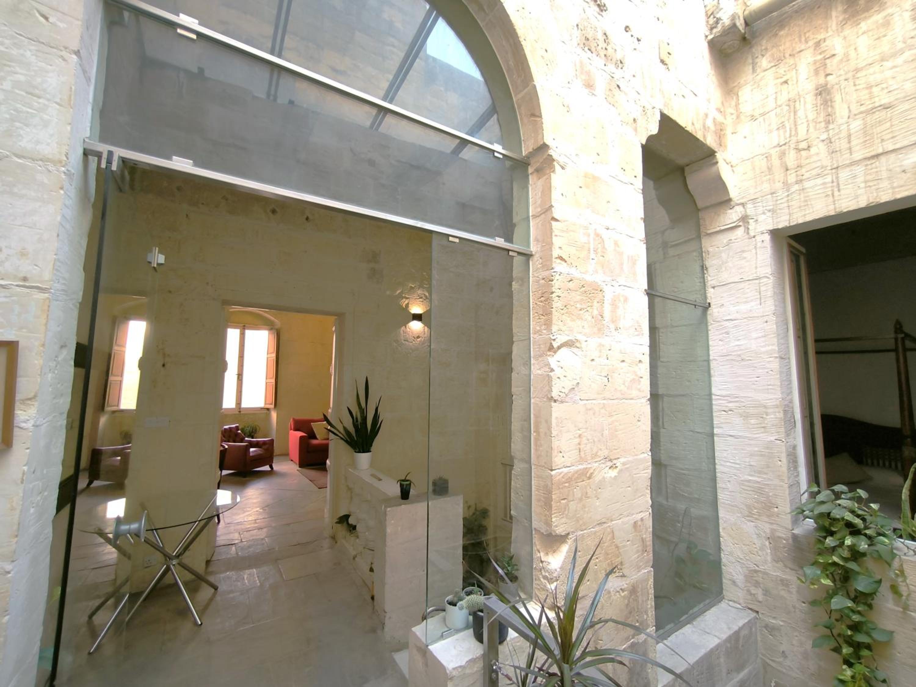 Stunning Valletta 3 Bedroom Town House