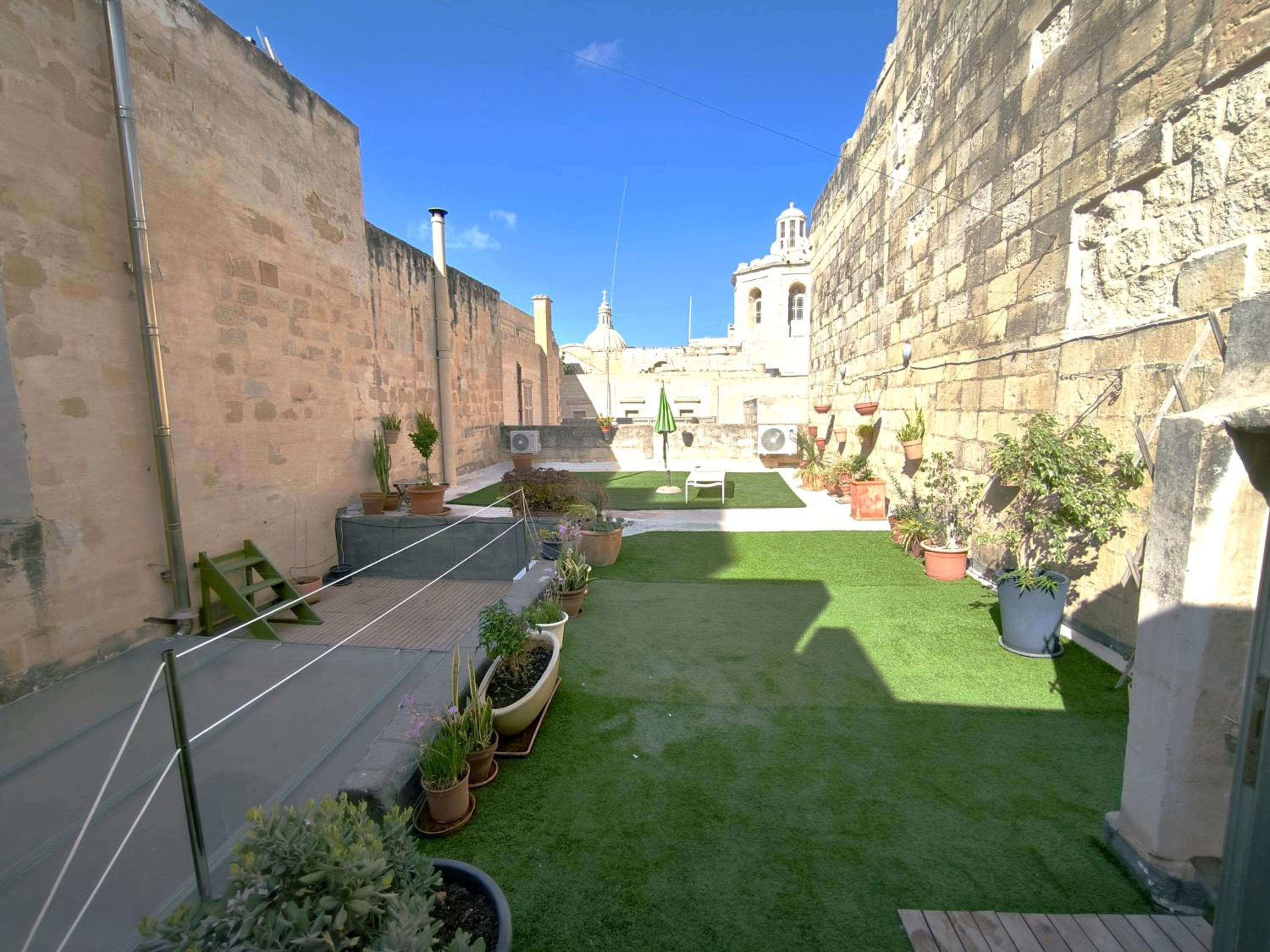 Stunning Valletta 3 Bedroom Town House