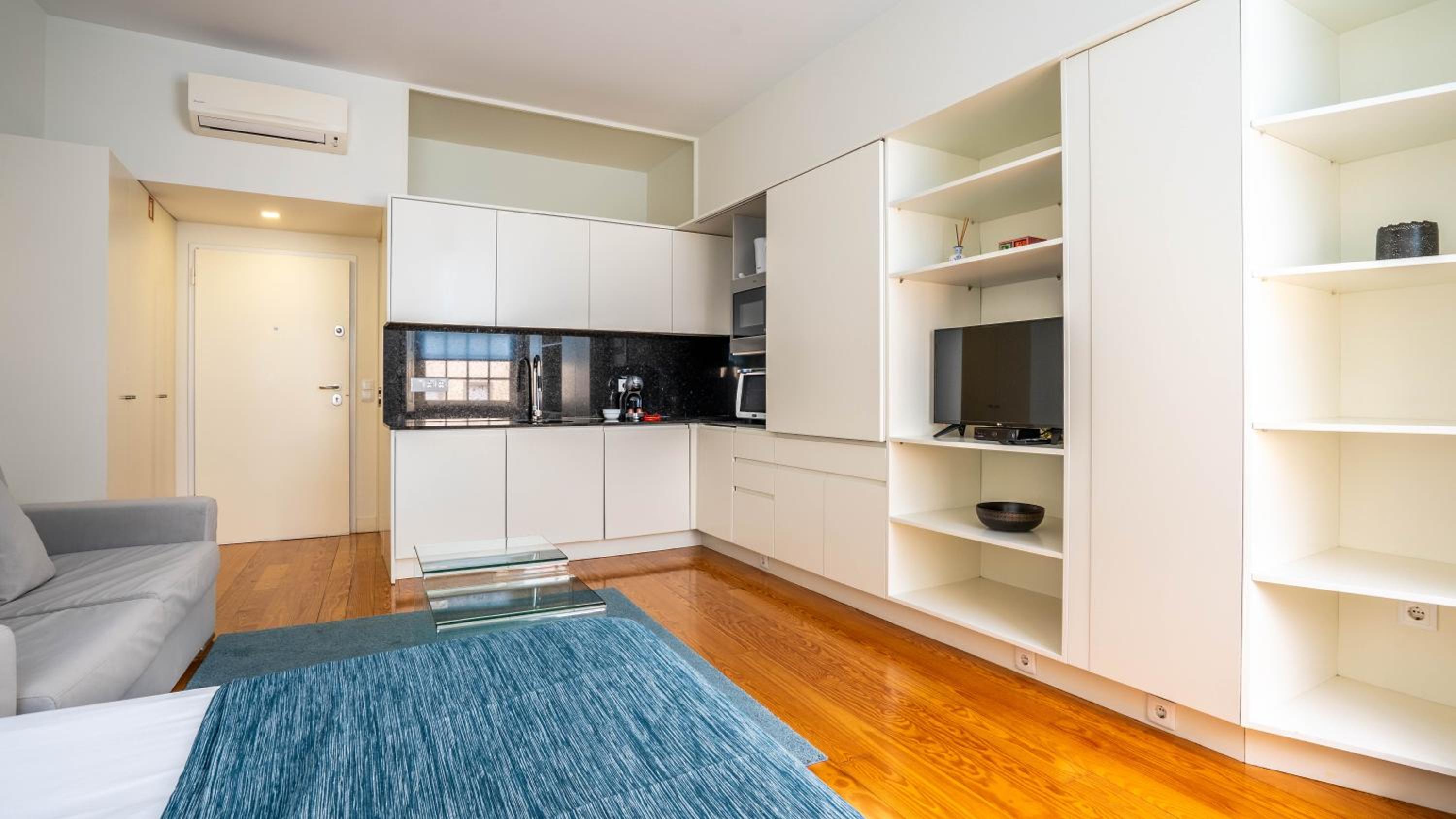 Home At Porto - Aliados Apartments