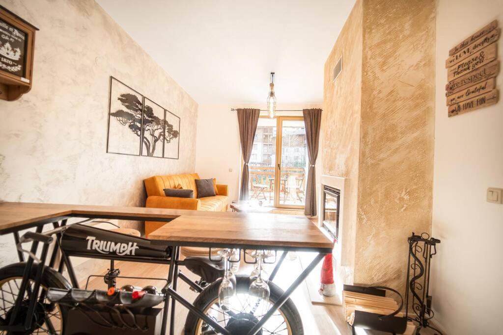 Dream Mountain 1BD Apartment with Fireplace