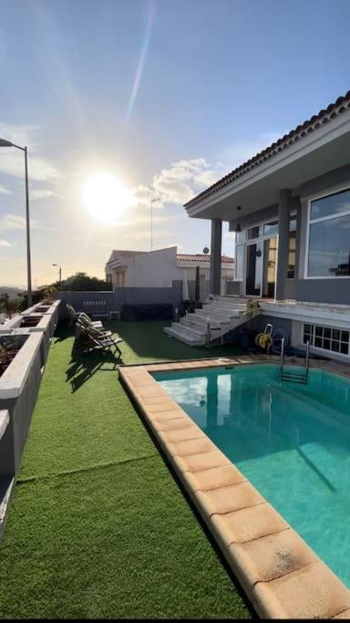 SPECTACULAR VILLA PRiVATE POOL SEAVIEW