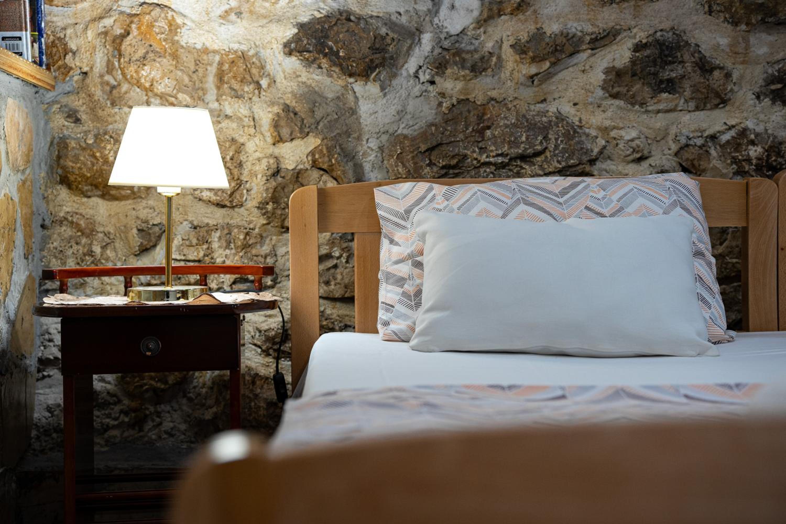 Old House Kontic photo 5