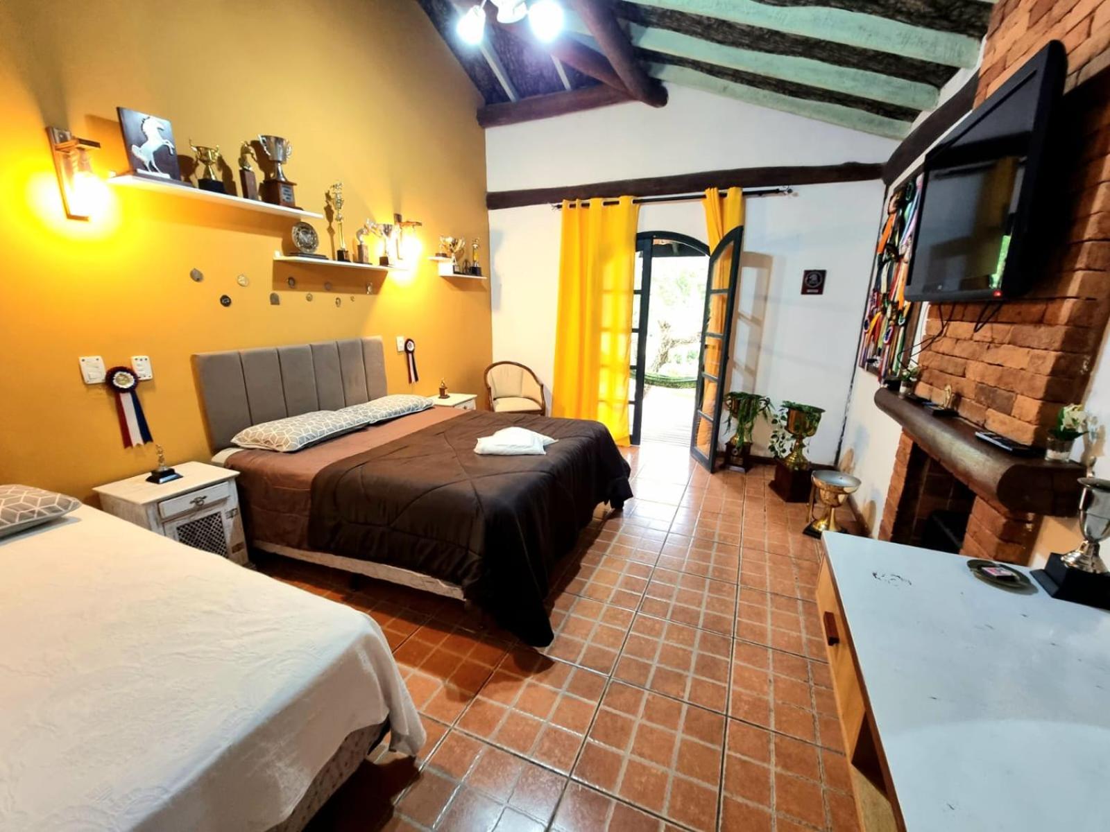 Cabanas Espada de São Jorge