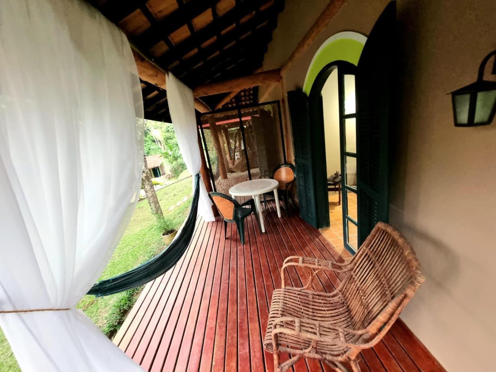 Cabanas Espada de São Jorge