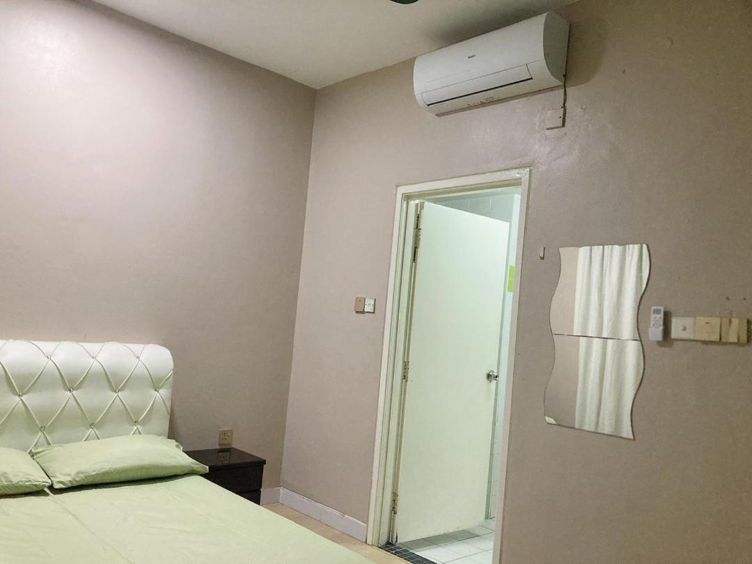 NR Crescent Homestay