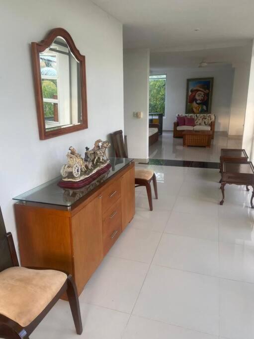 Encantadora casa con piscina y BBQ