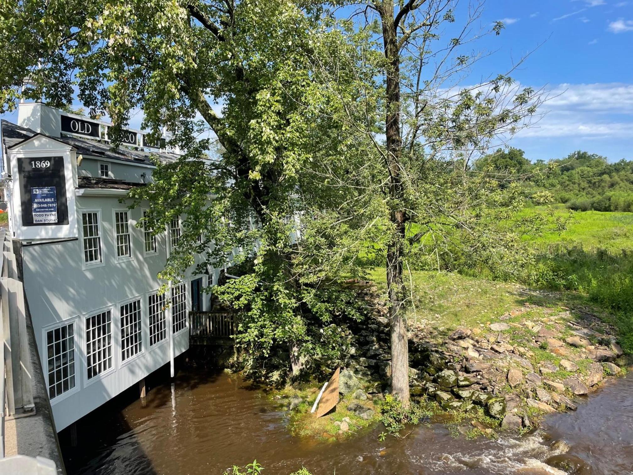 Sunny Westport Studio Apt. Above Historic Mill - Property Image 7