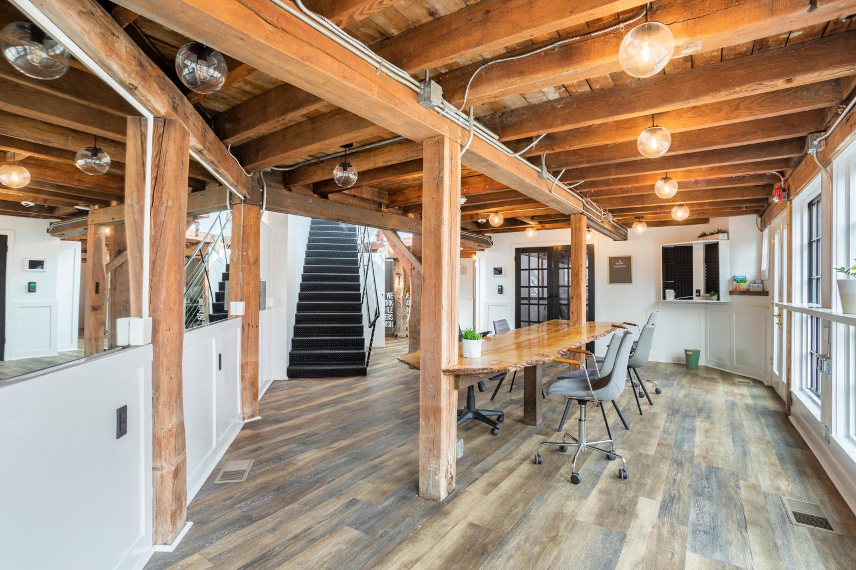 Sunny Westport Studio Apt. Above Historic Mill - Property Image 4