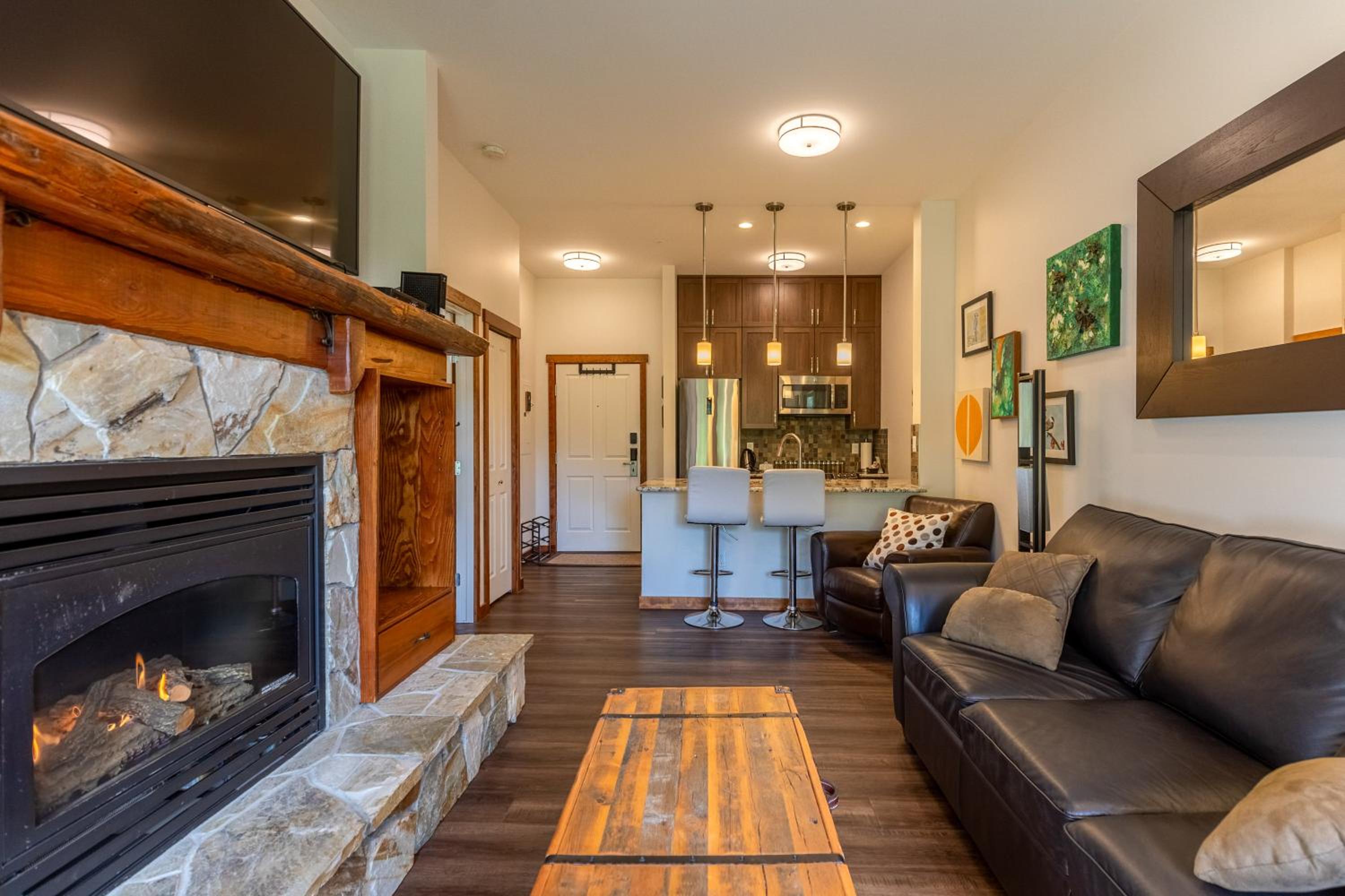 Snow Creek Lodge by Fernie Central Reservations