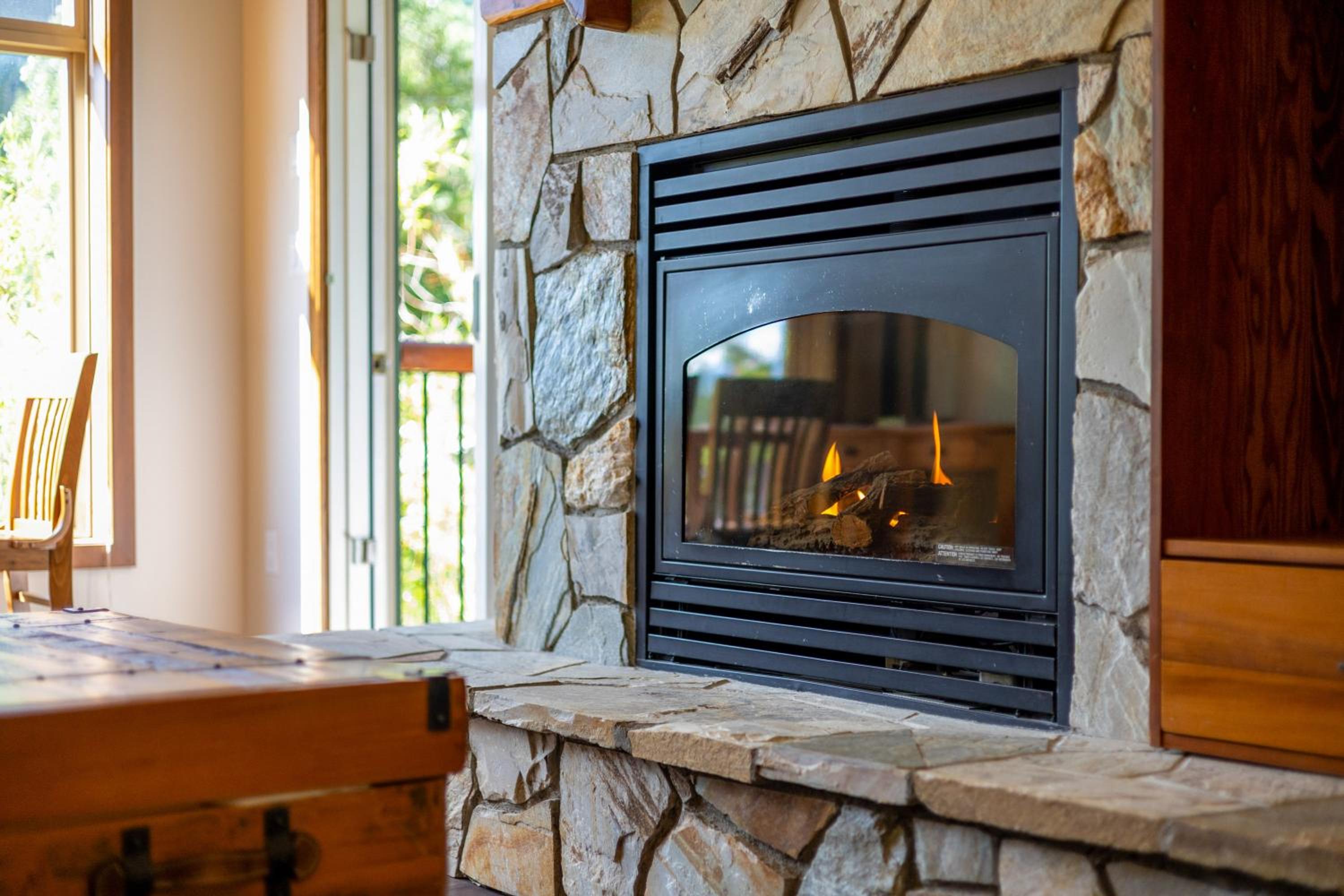 Snow Creek Lodge by Fernie Central Reservations
