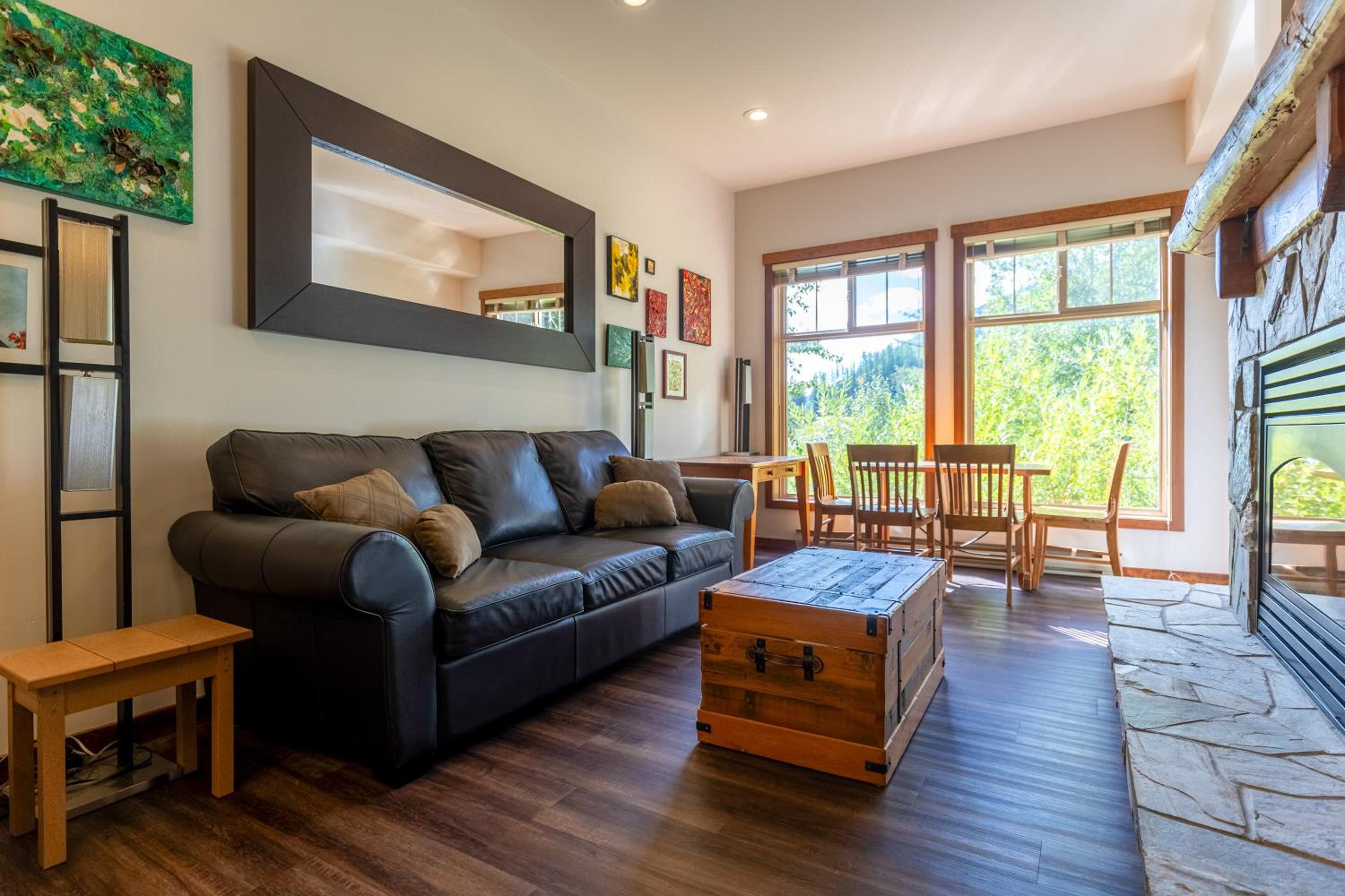 Snow Creek Lodge by Fernie Central Reservations