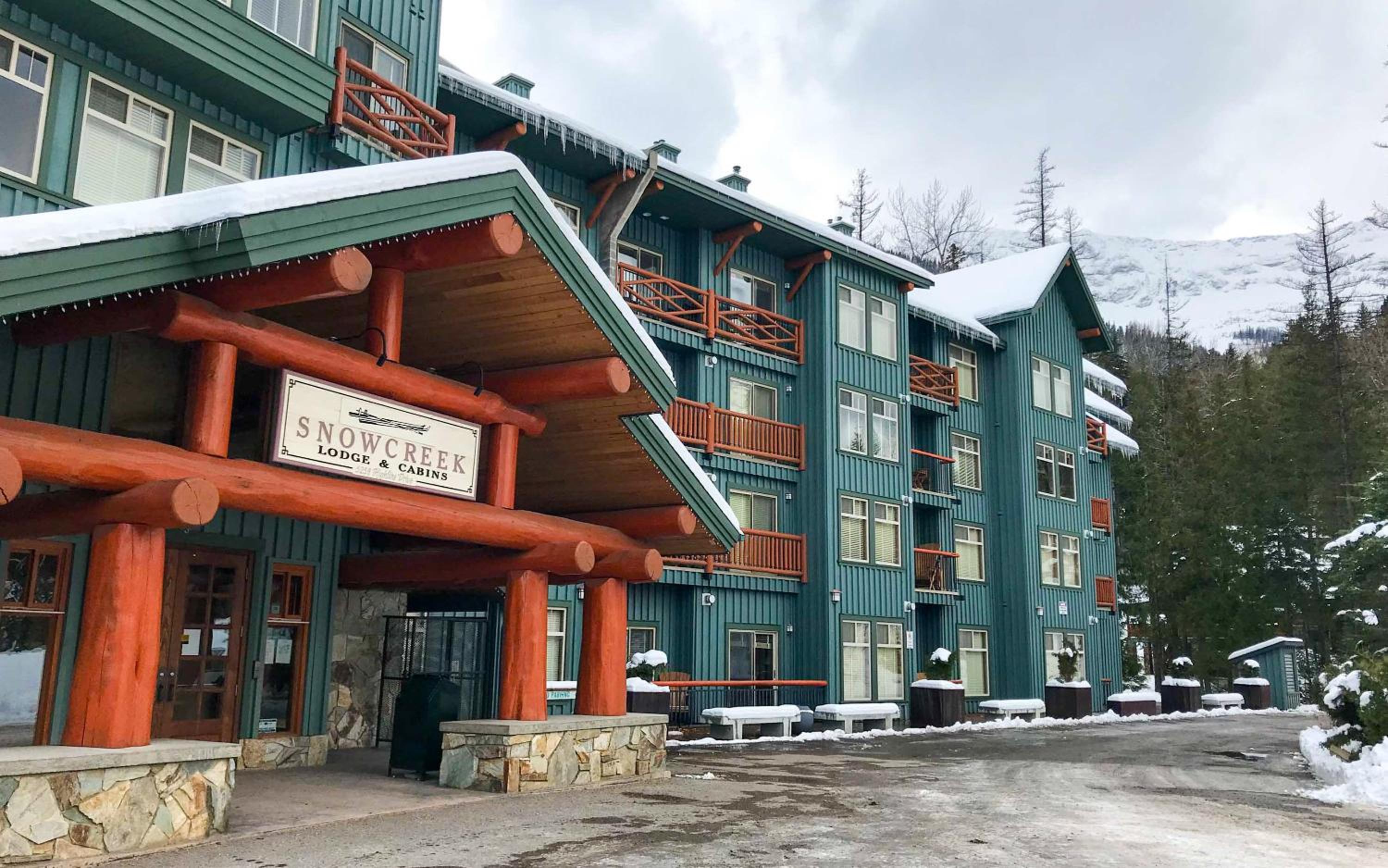 Snow Creek Lodge by Fernie Central Reservations