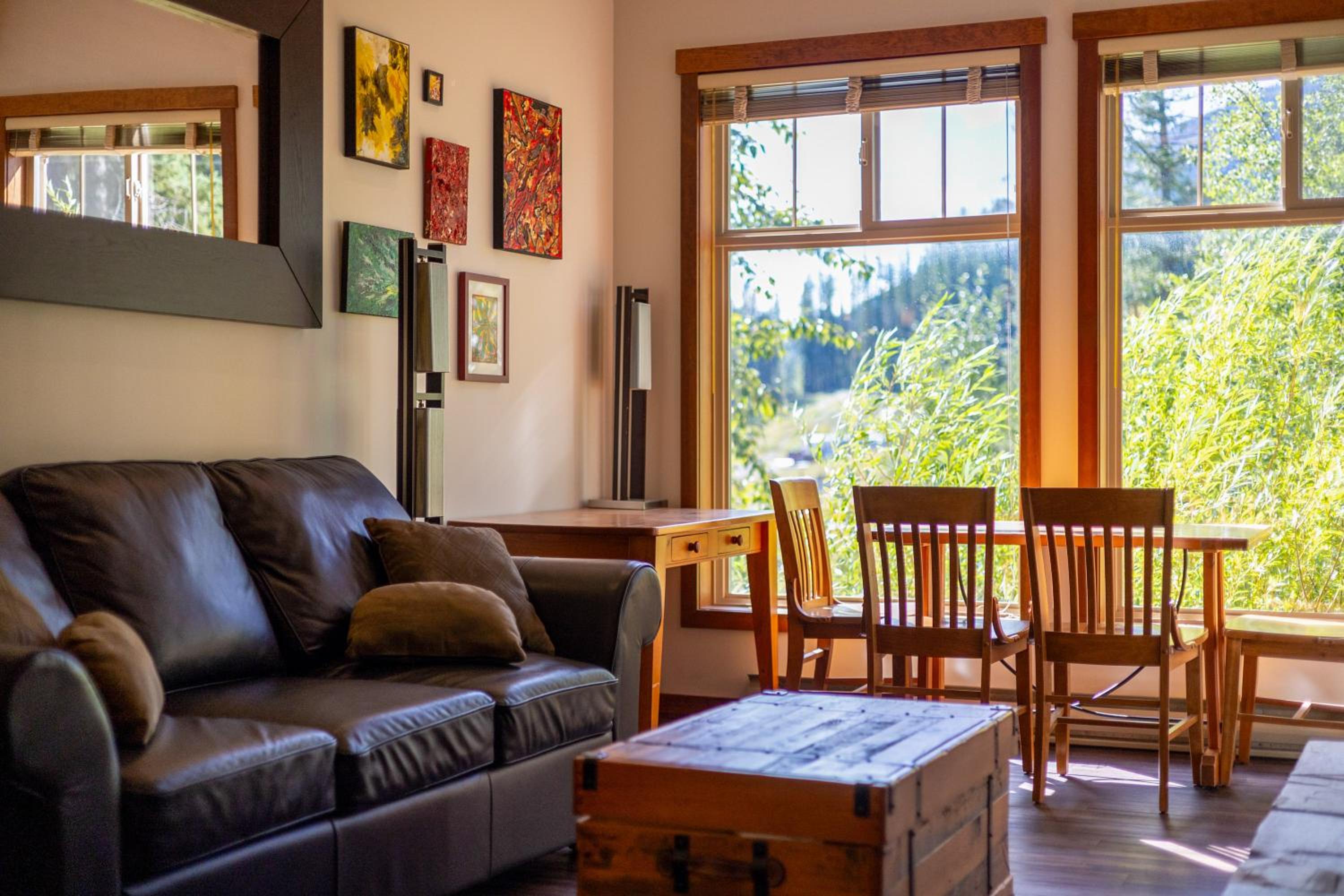 Snow Creek Lodge by Fernie Central Reservations