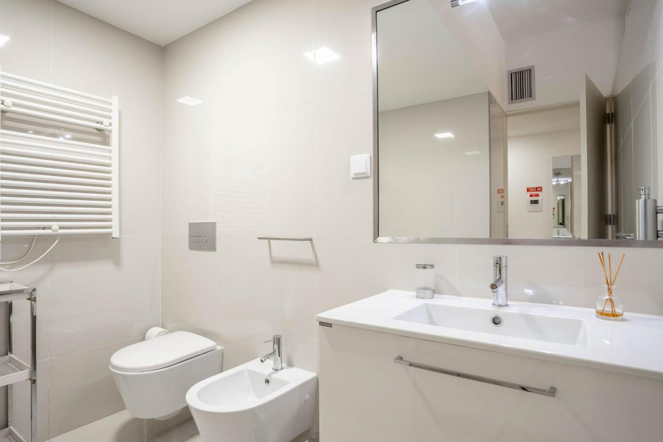 Home At Porto - Aliados Apartments