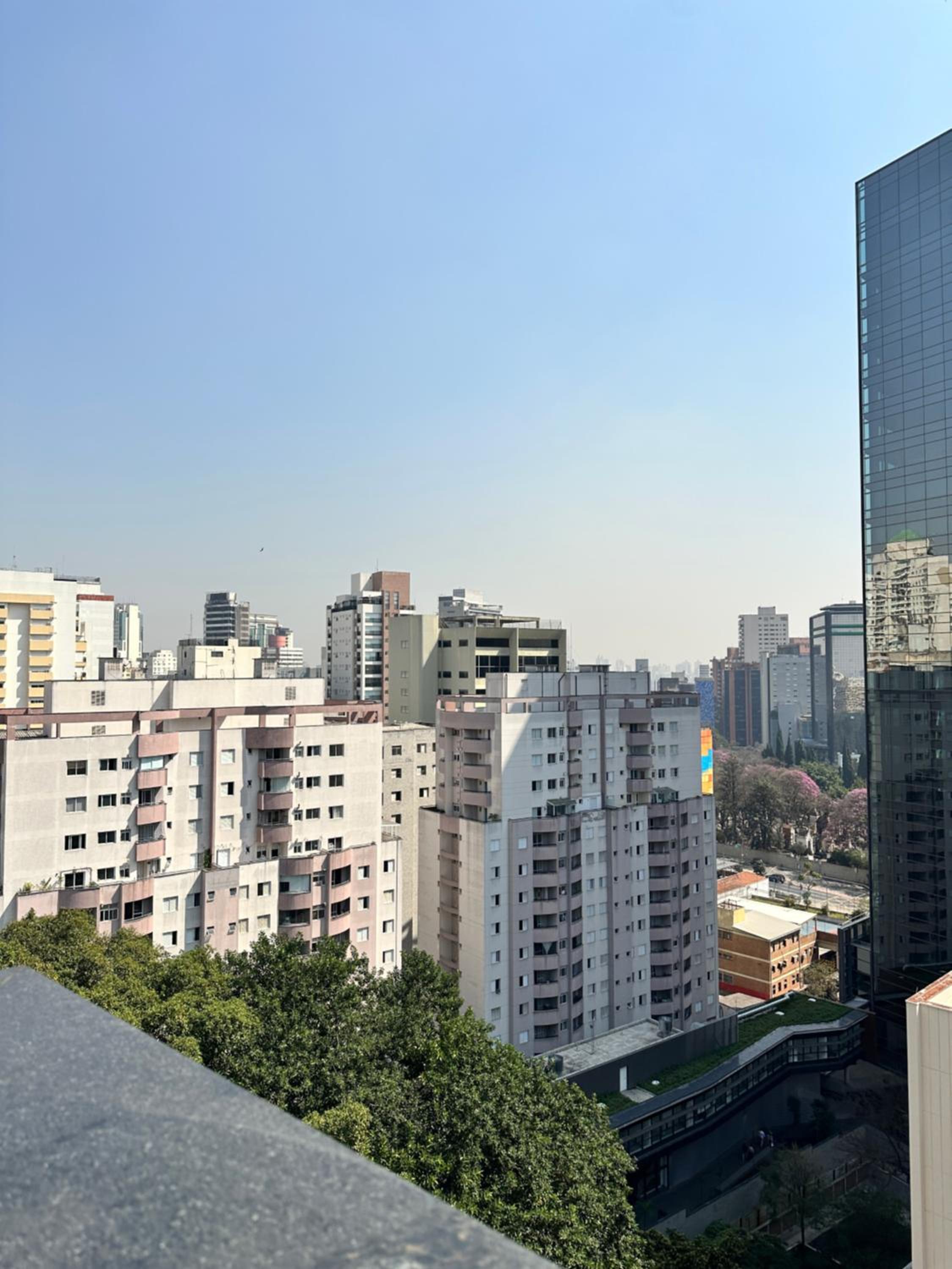 Ap102 Prox Paulista com varanda Retiro Urbano