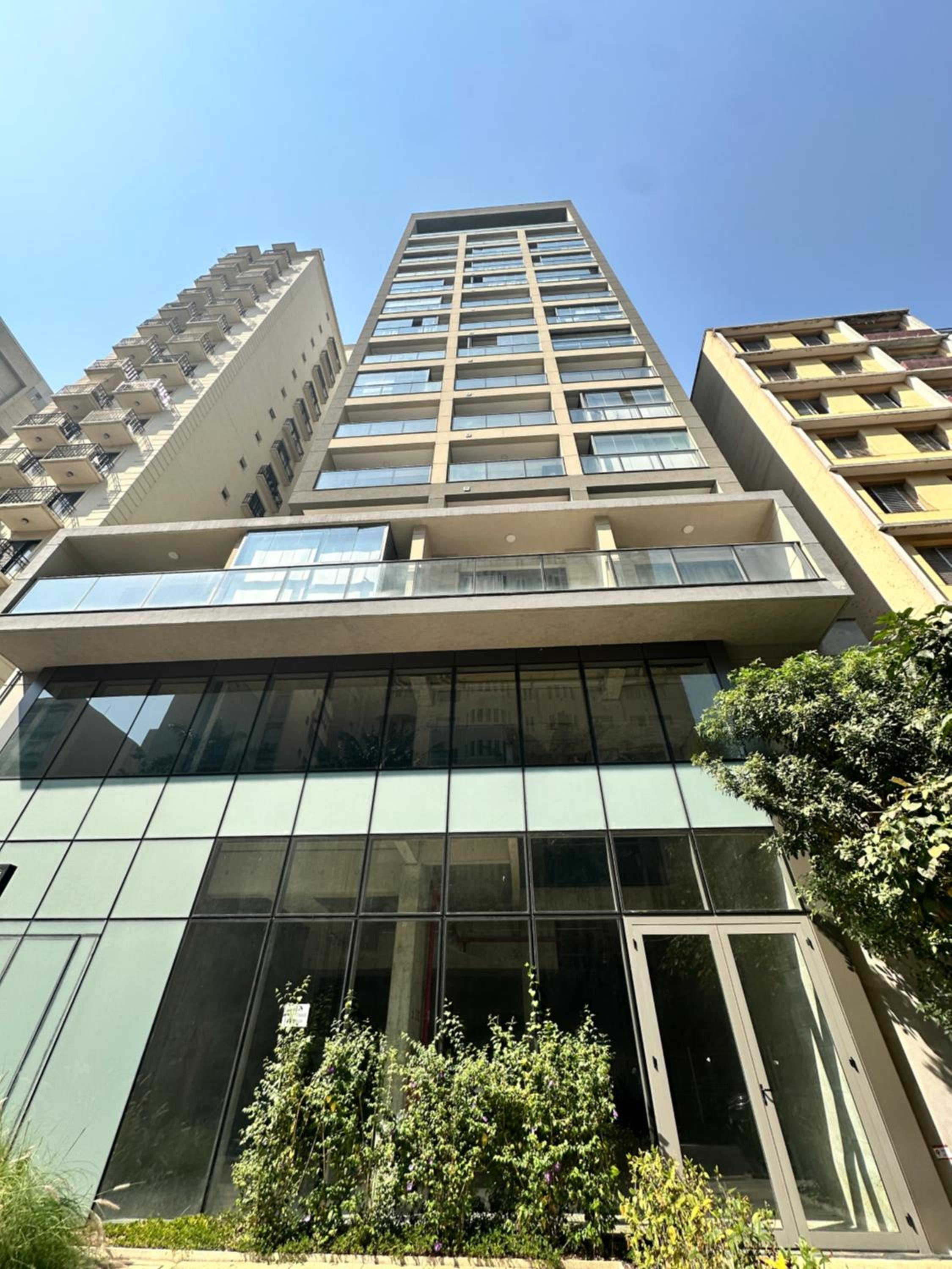 Ap102 Prox Paulista com varanda Retiro Urbano