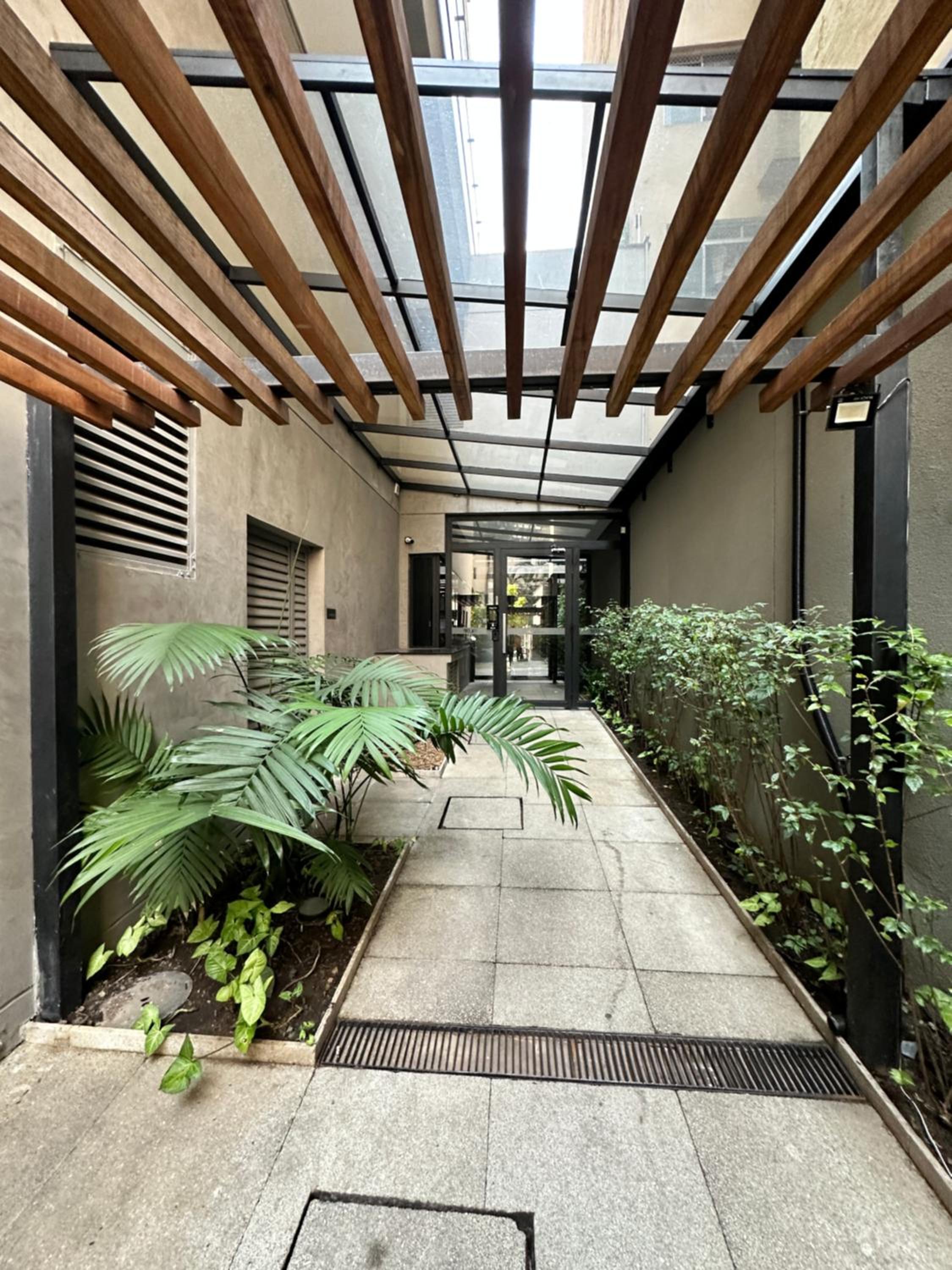 Ap102 Prox Paulista com varanda Retiro Urbano