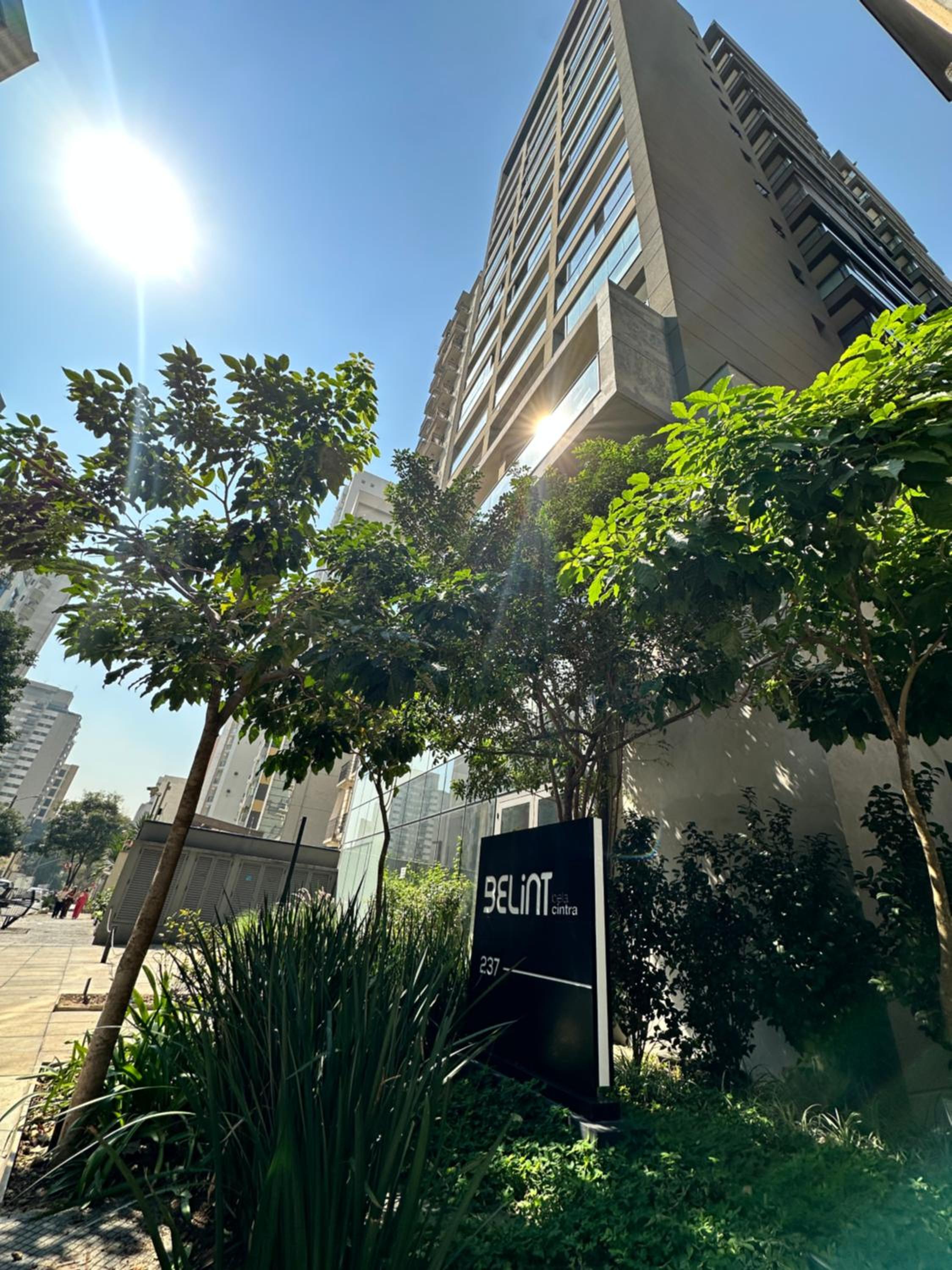 Ap102 Prox Paulista com varanda Retiro Urbano