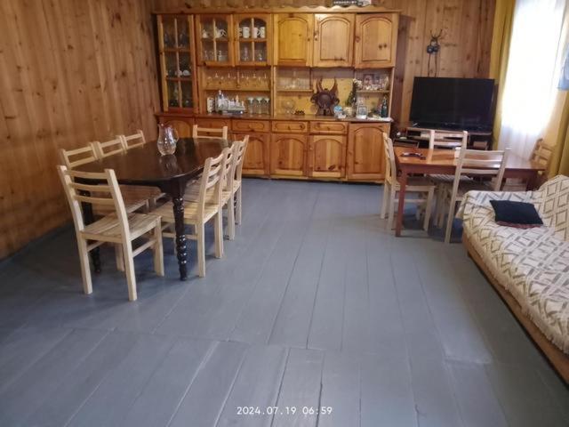 Elos Guesthouse