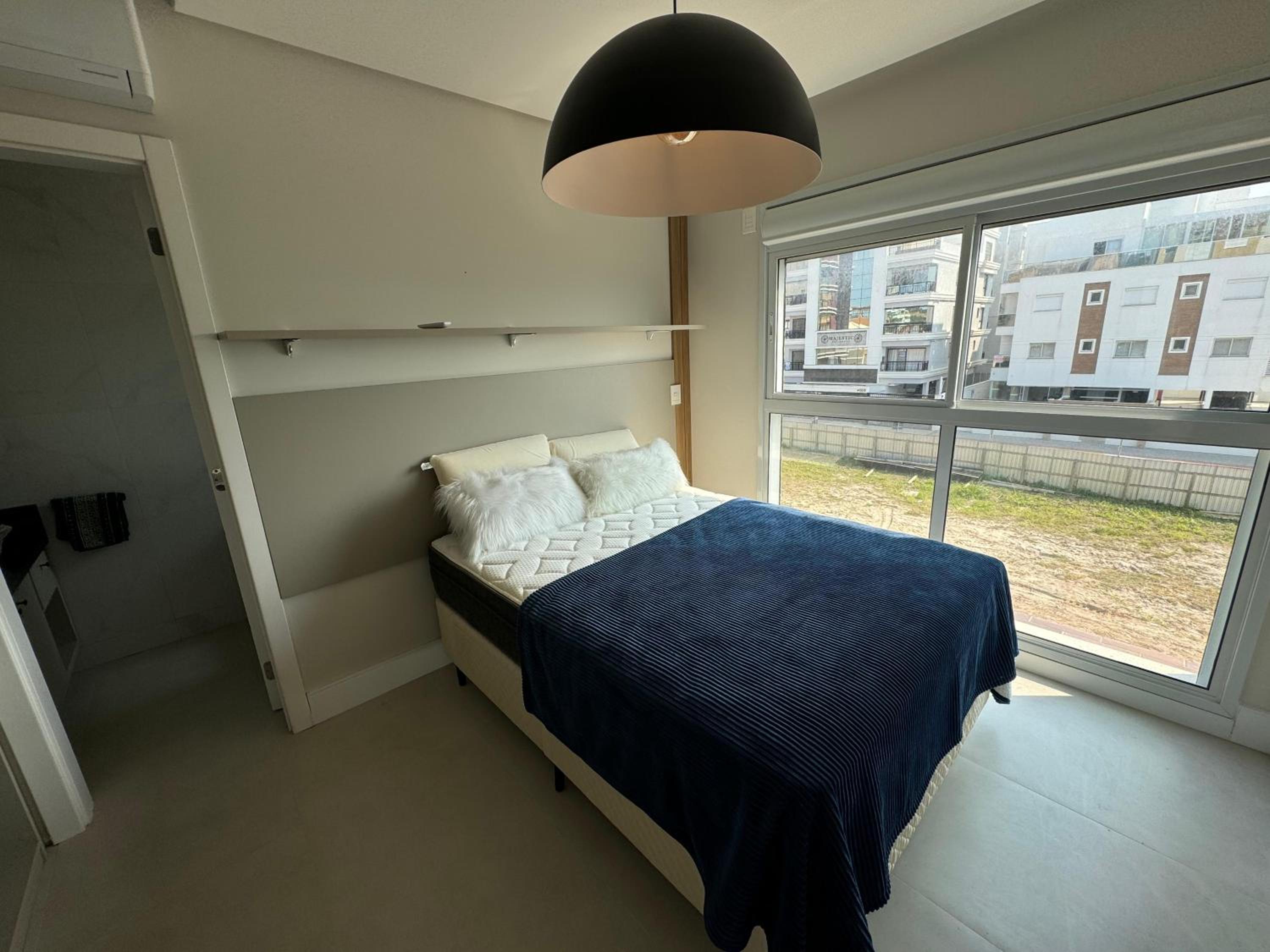 cód 31 - Apartamento 3 dormitórios frente mar