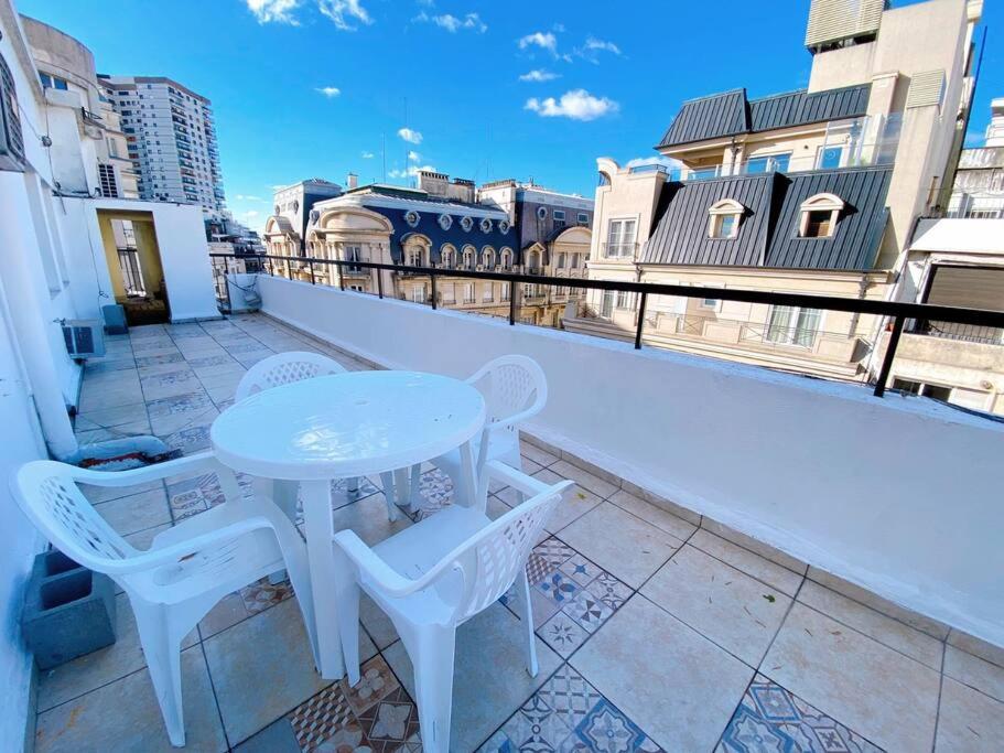 Apartamento 4 ambientes, elegante edificio