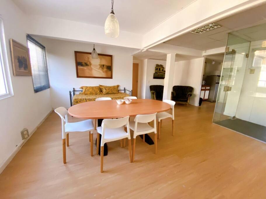 Apartamento 4 ambientes, elegante edificio