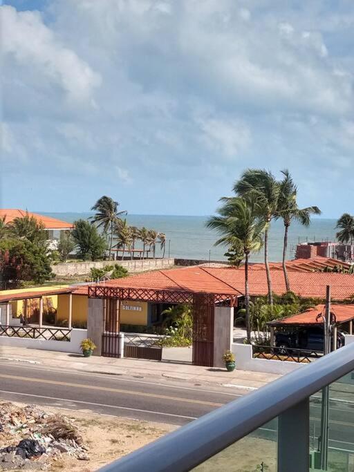Belíssimo AP no Cumbuco com vista para o Mar