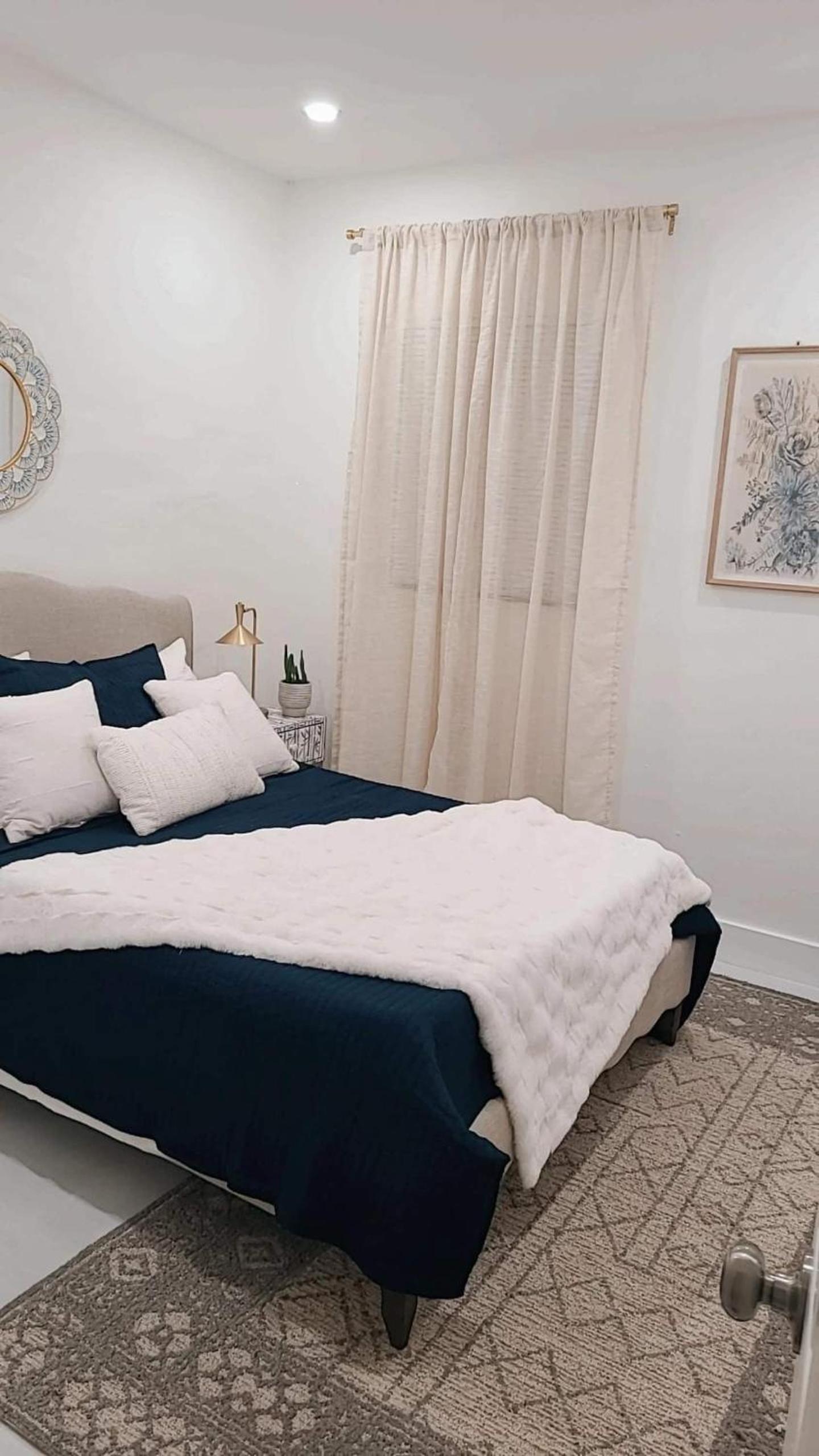 Charming Home Close to Beaches & Downtown