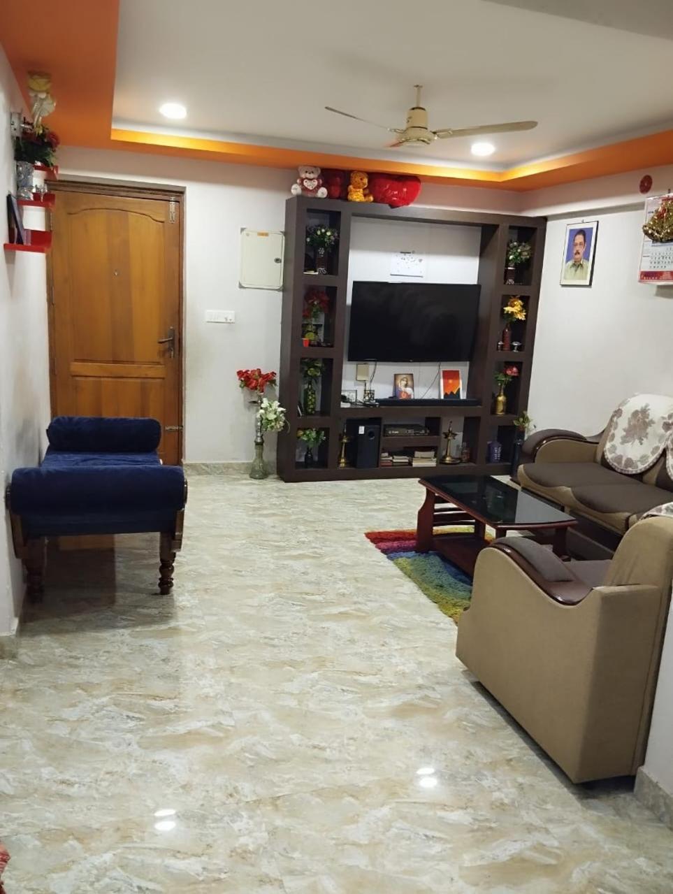 SilverNest Flat