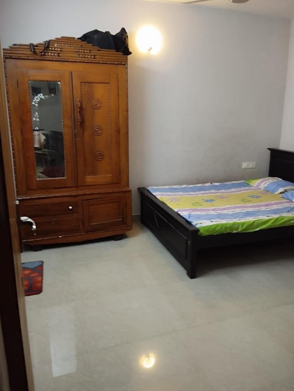 SilverNest Flat