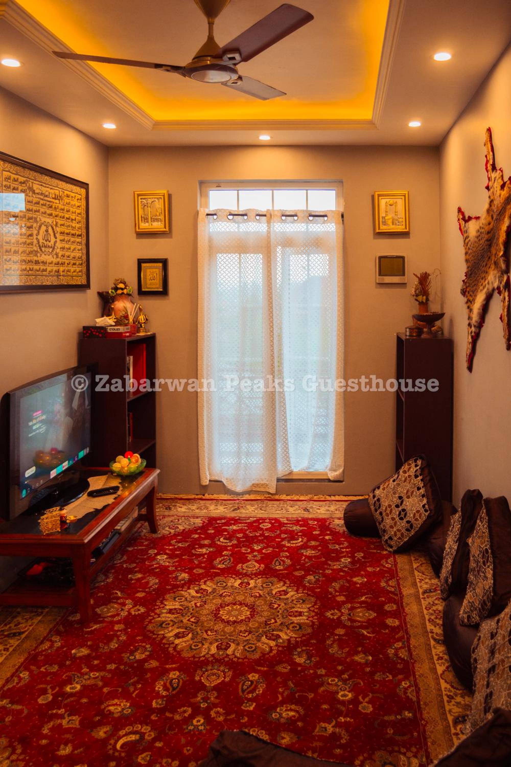 Zabarwan Peaks Villa view 3