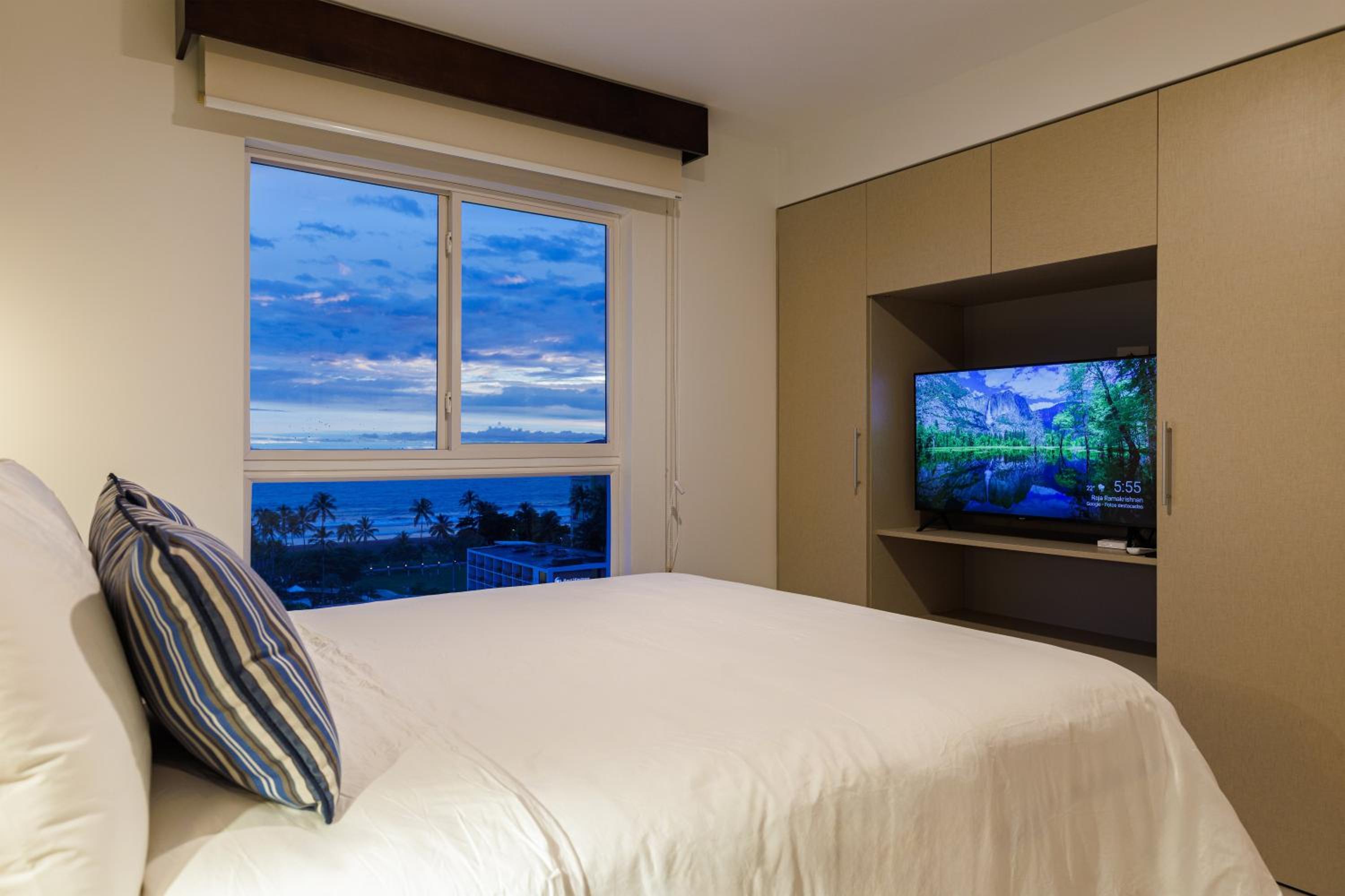 Casago 1202B, BRAND NEW RENTAL Heights of the sea paradise